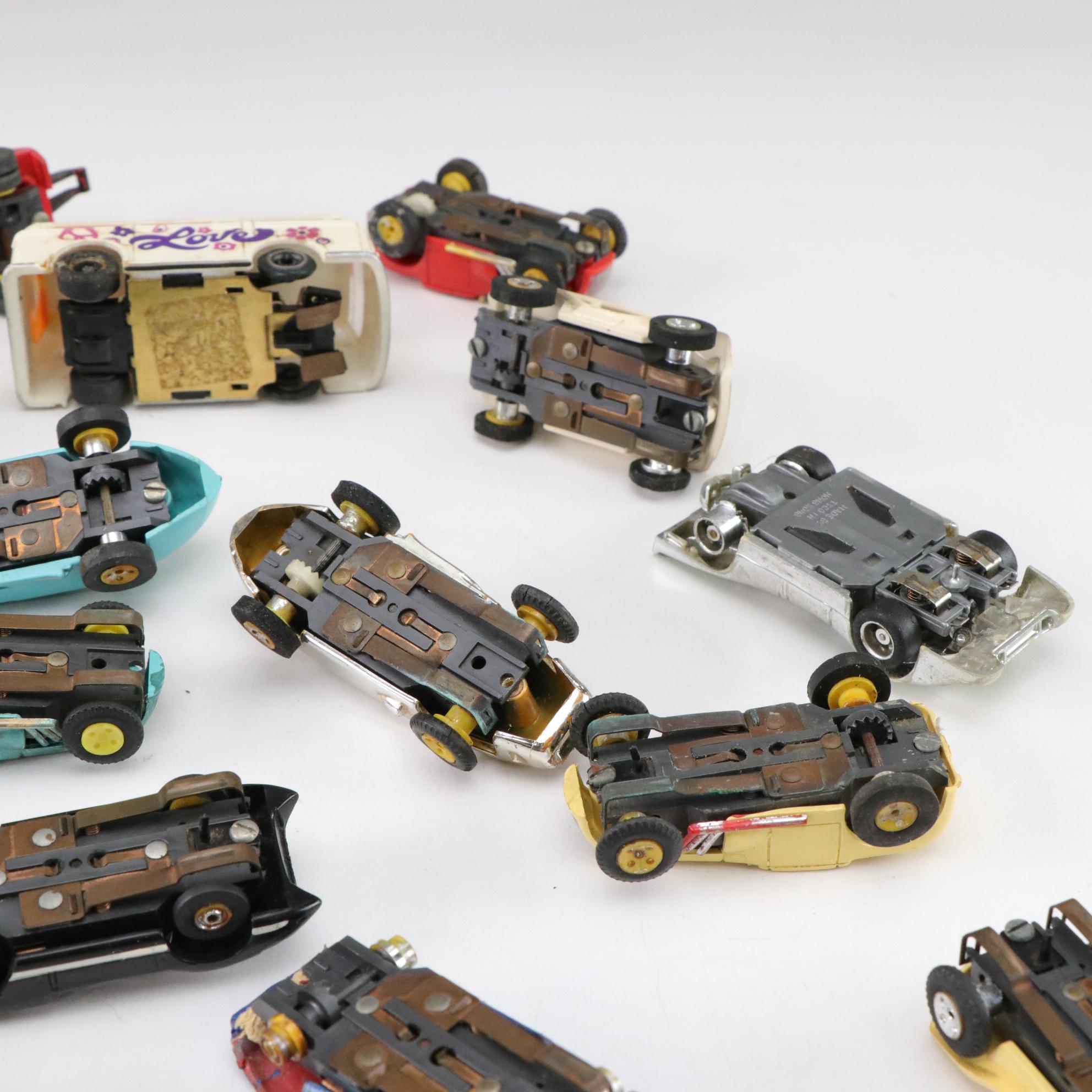 Aurora 60s T-Jet Slot Cars, Mako Shark, Dune Buggy, Magusta, Hot Road & More