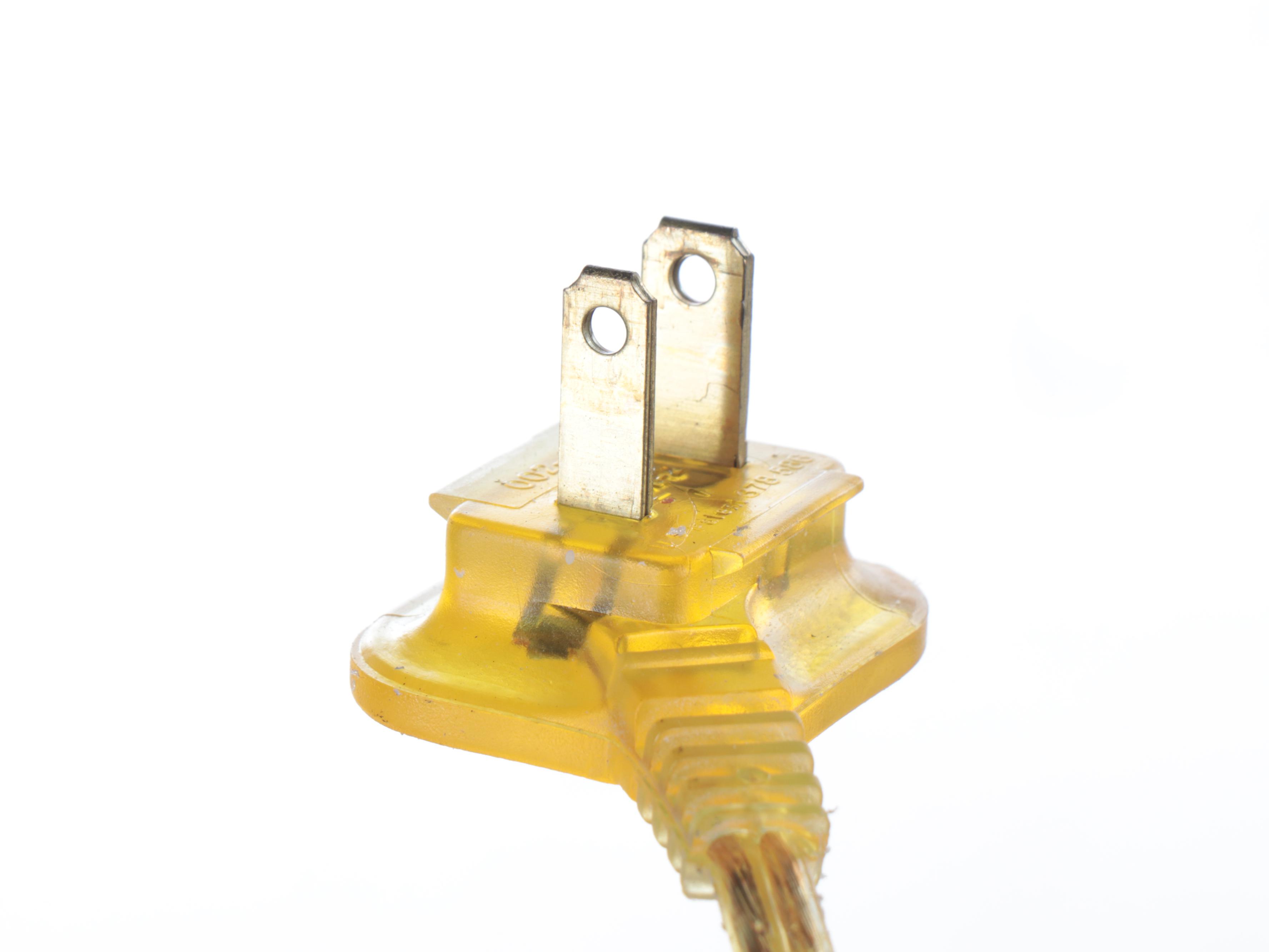 Torch Cut Diamond Style Iron Wall Torchiere Sconce with Glass Shade