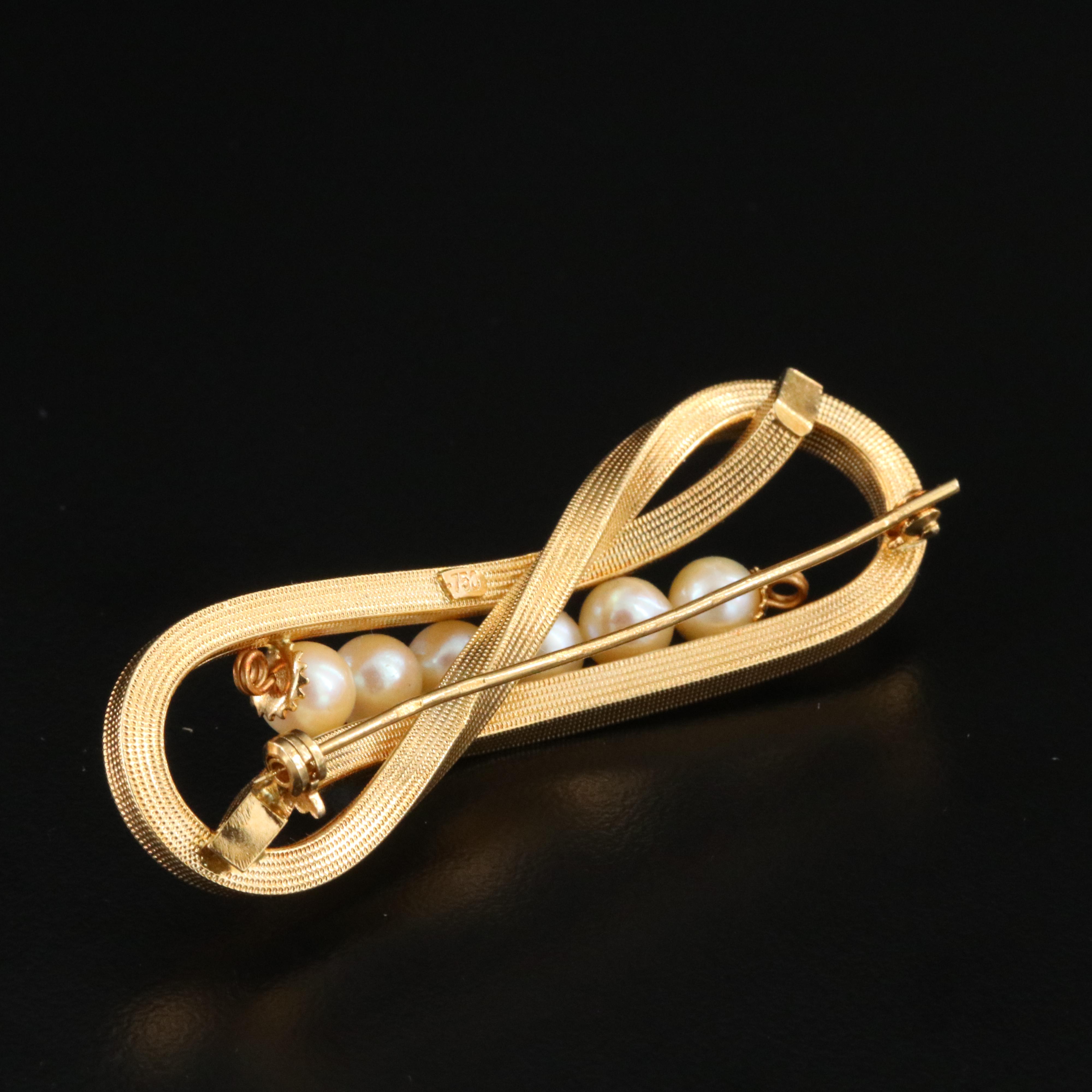 Vintage 18K Pearl Infinity Knot Brooch