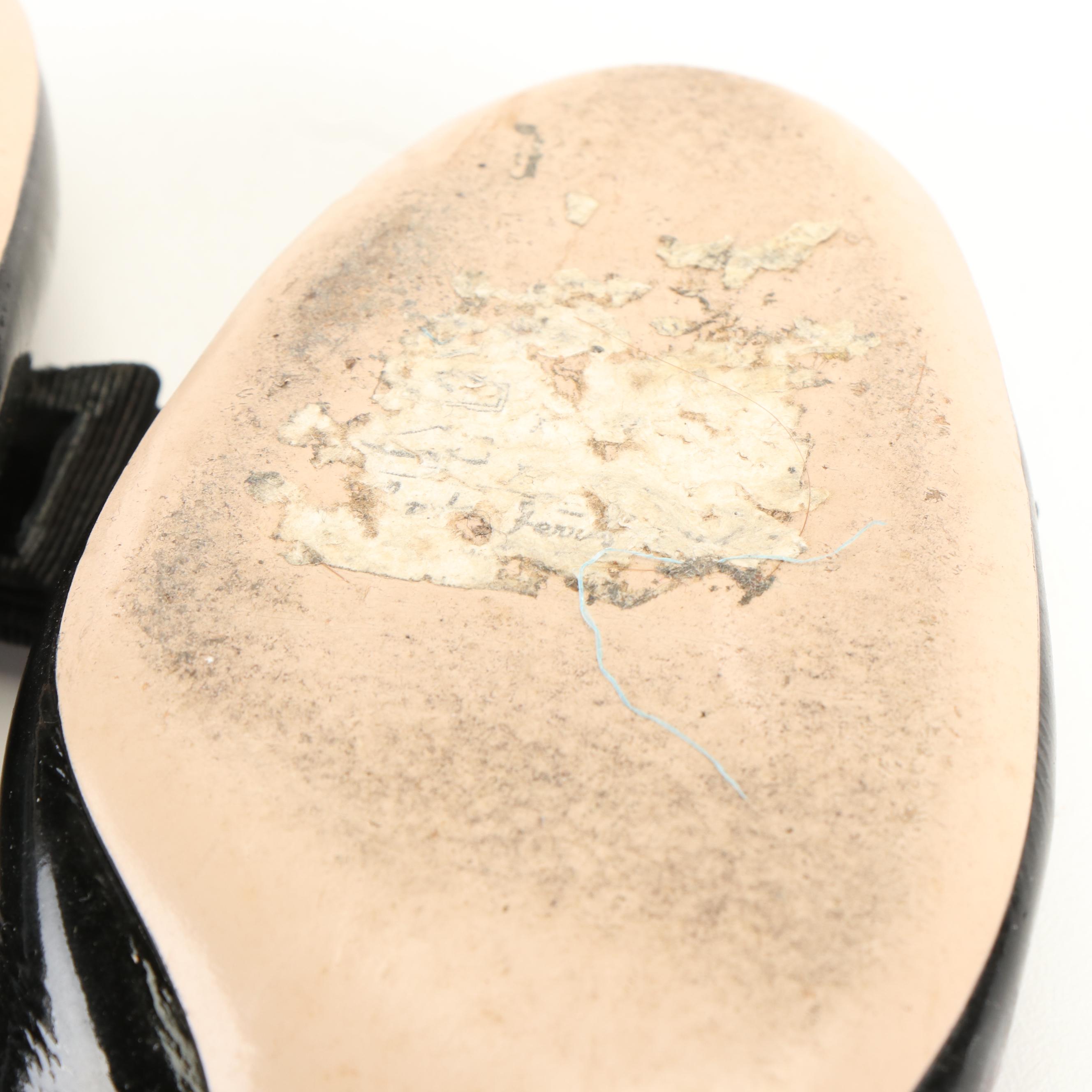 Salvatore Ferragamo Lillaz Vara Bow Low Heel Pumps in Patent Leather