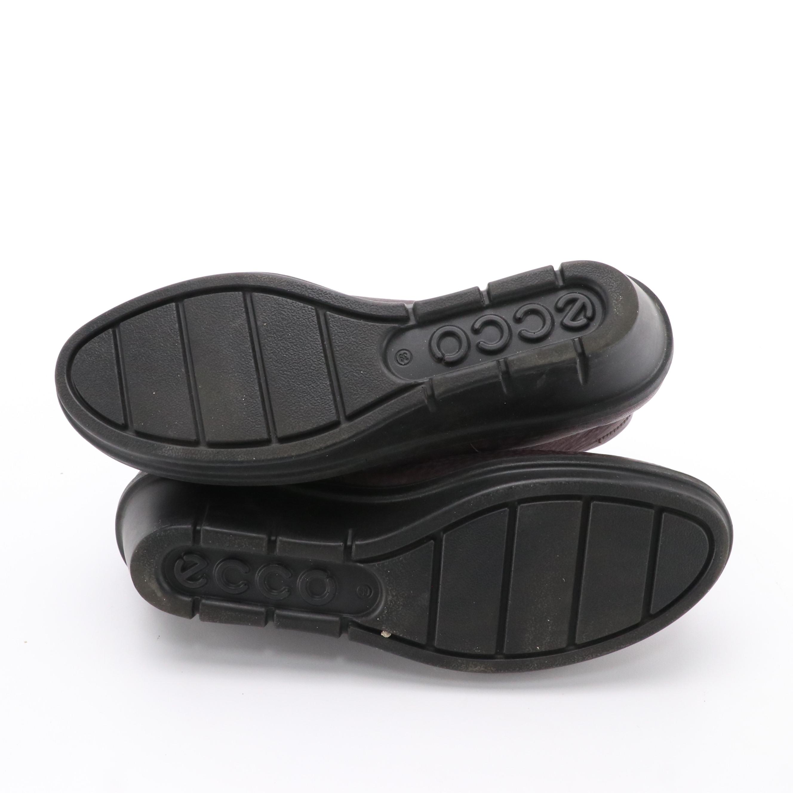 Ecco Skyler Wedge Booties in Leather