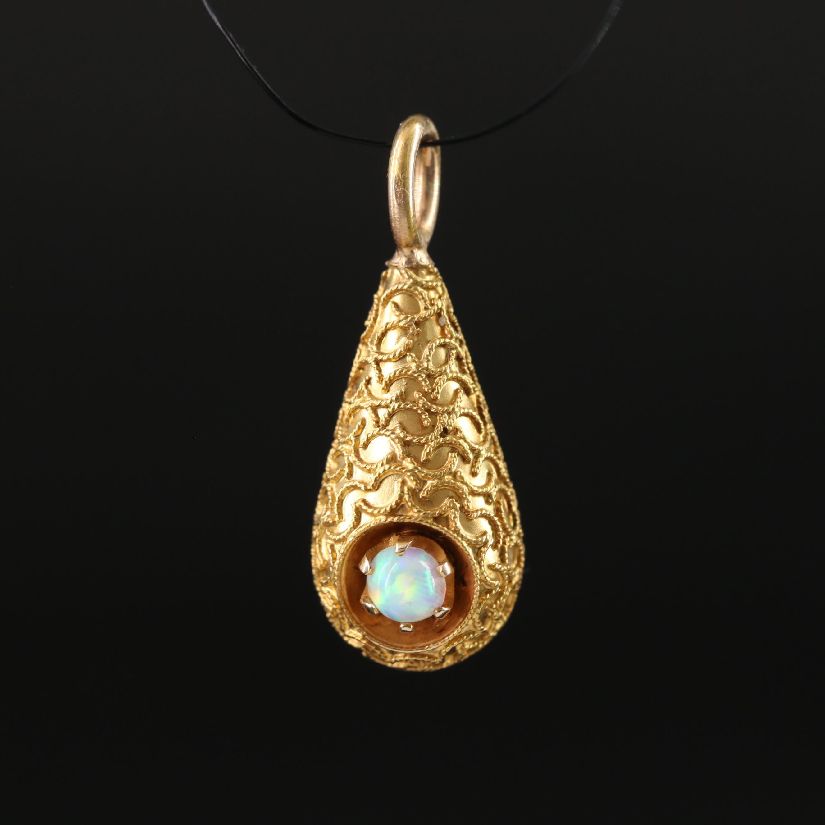 Richardson Mfg. Co. 14K Opal Pendant