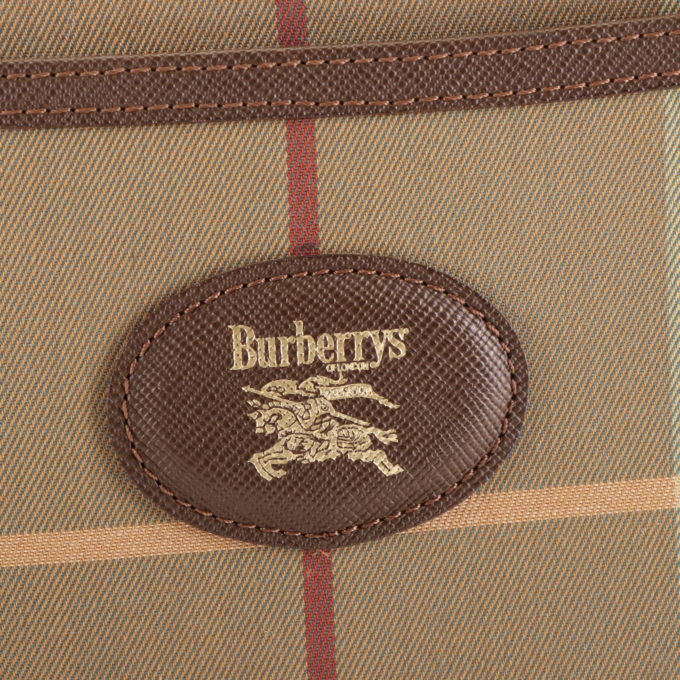 Burberrys Classic Shoulder Bag in Brown Plaid Canvas and Leather