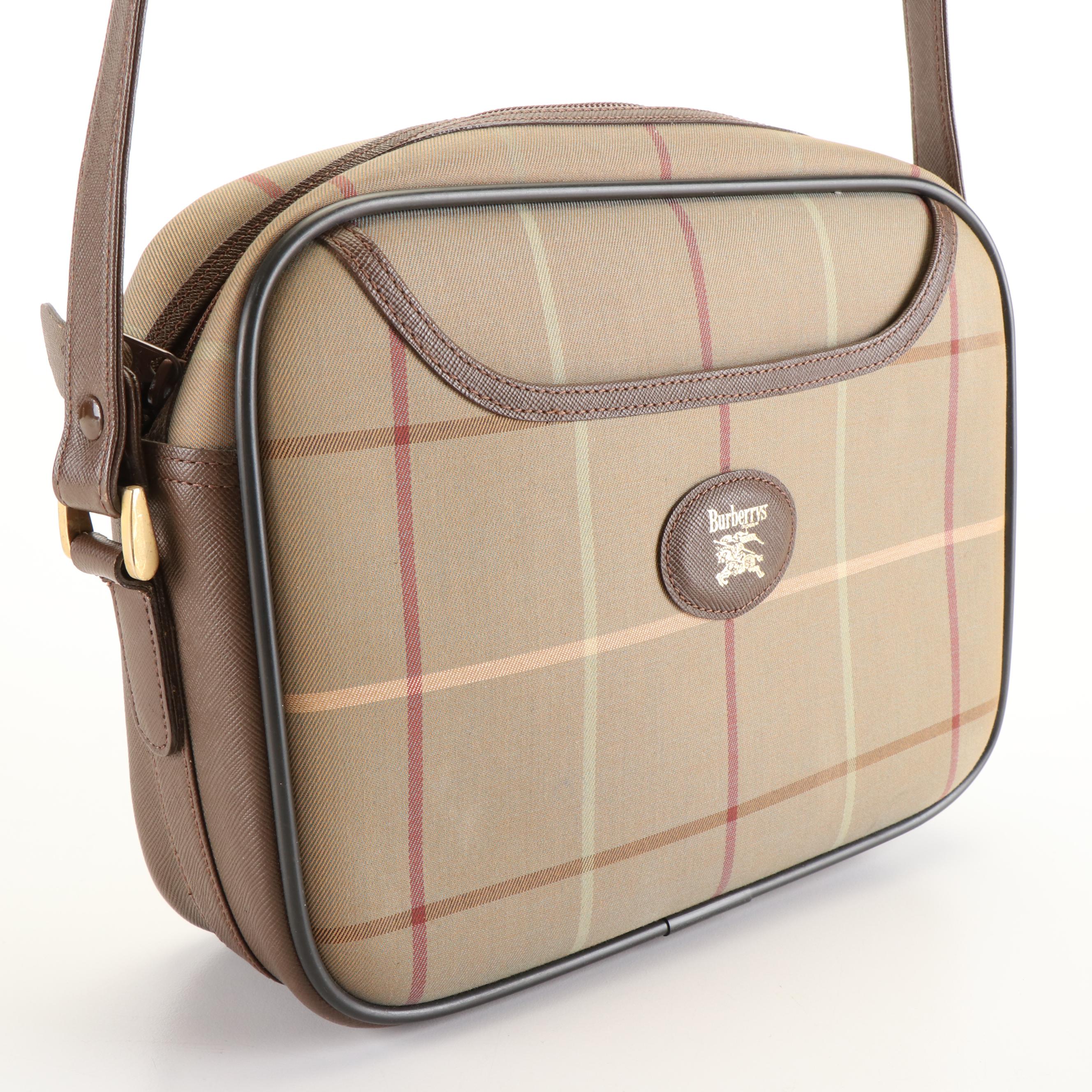 Burberrys Classic Shoulder Bag in Brown Plaid Canvas and Leather