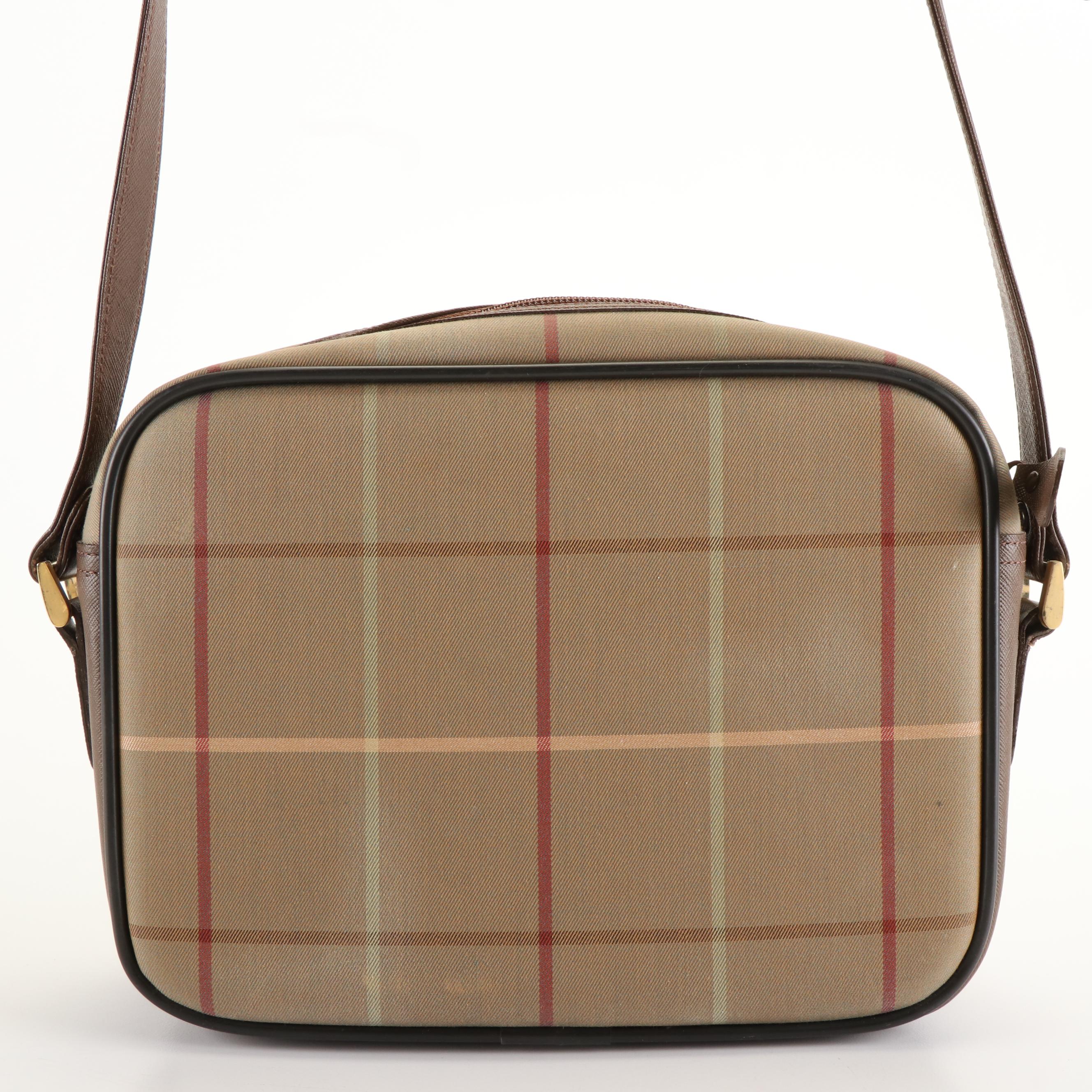 Burberrys Classic Shoulder Bag in Brown Plaid Canvas and Leather