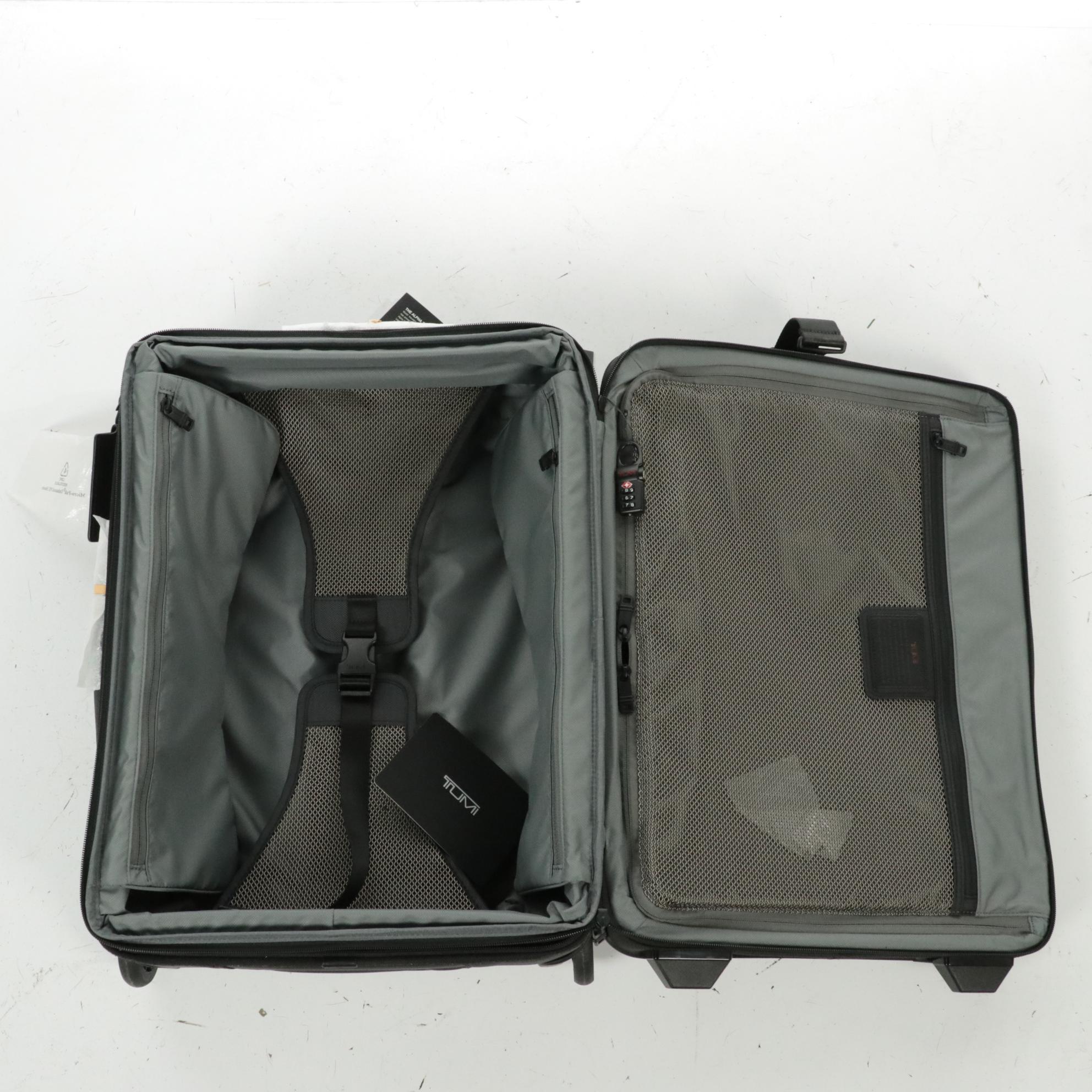 Tumi Alpha II Contentinental Expandable Carry-On and Samsonite Supra 4 Suitcases