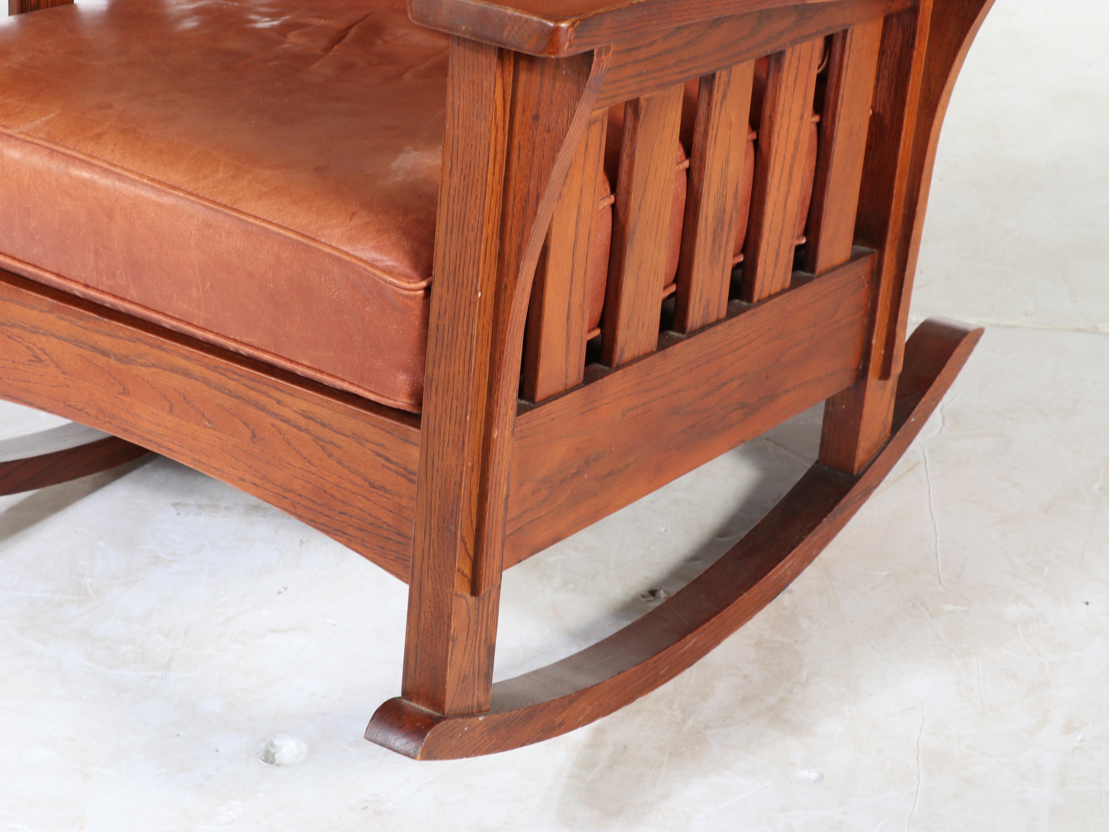 Craftsman Style Oak and Leather Rocking Chair, 20th Century