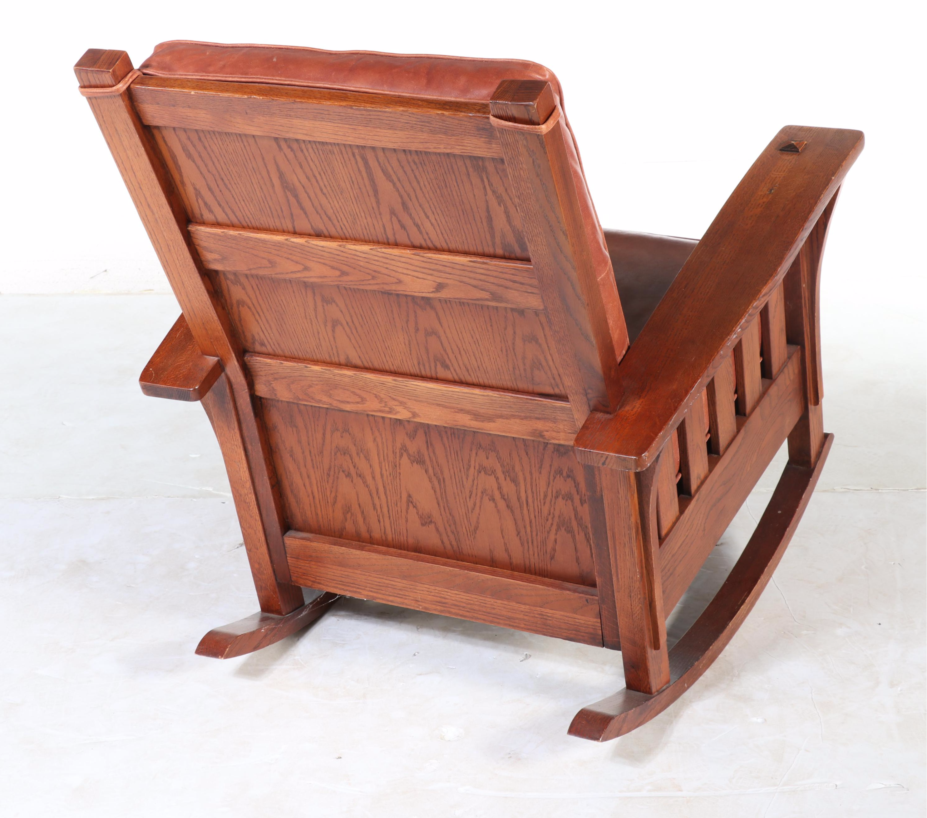 Craftsman Style Oak and Leather Rocking Chair, 20th Century