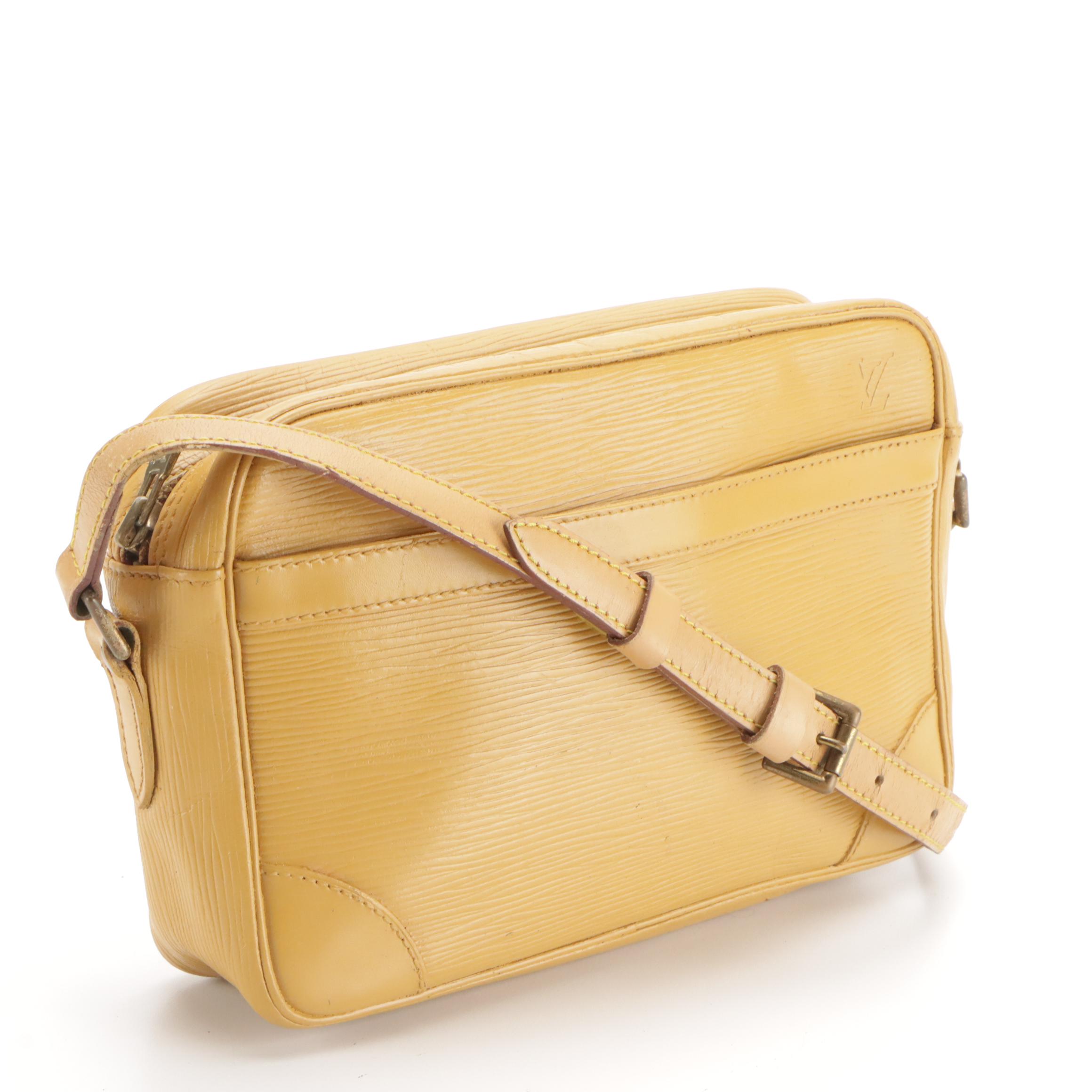 Louis Vuitton Trocadéro Crossbody Bag in Yellow Leather