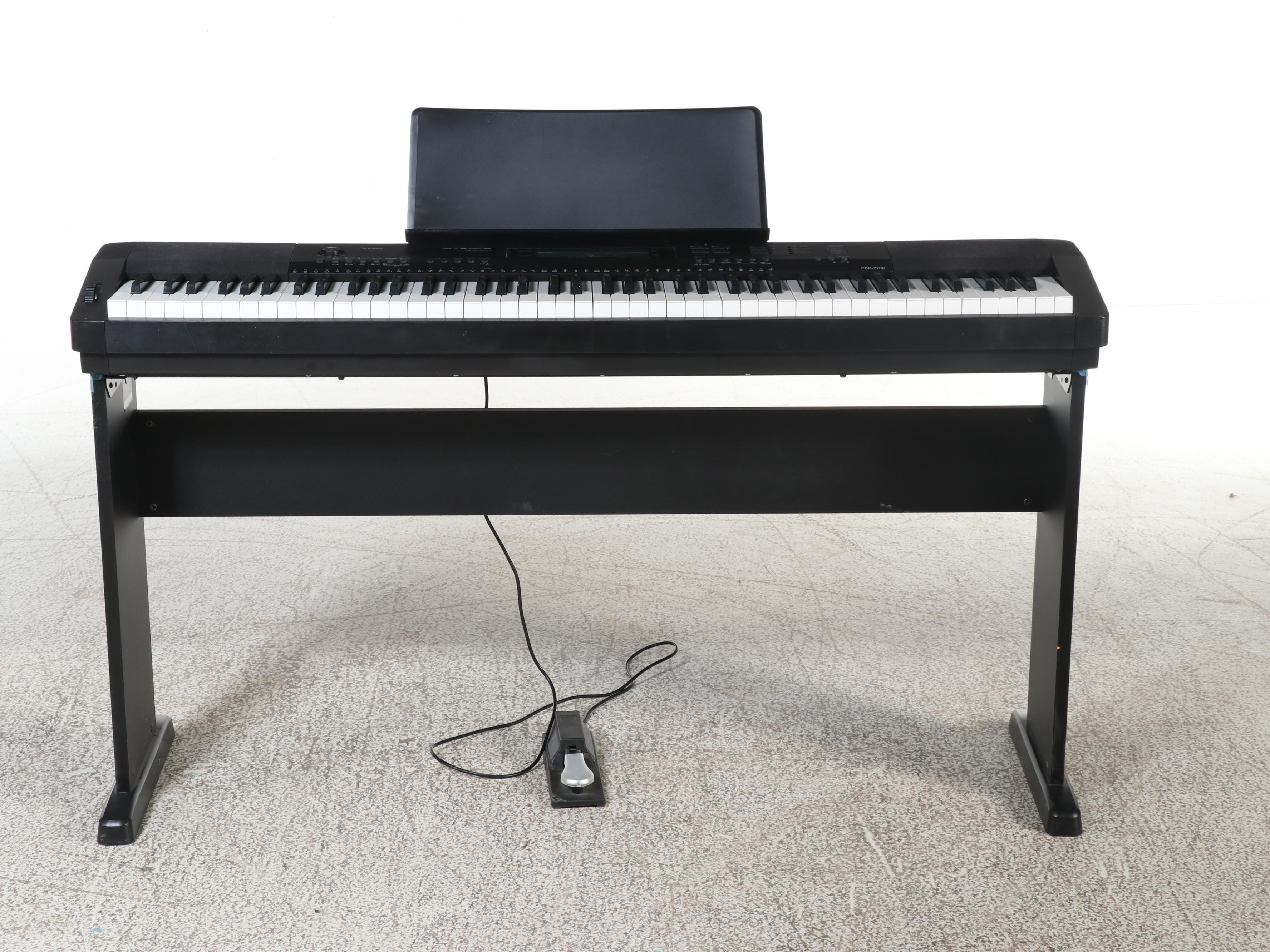 Casio Model CDP-220R Keyboard with Seat