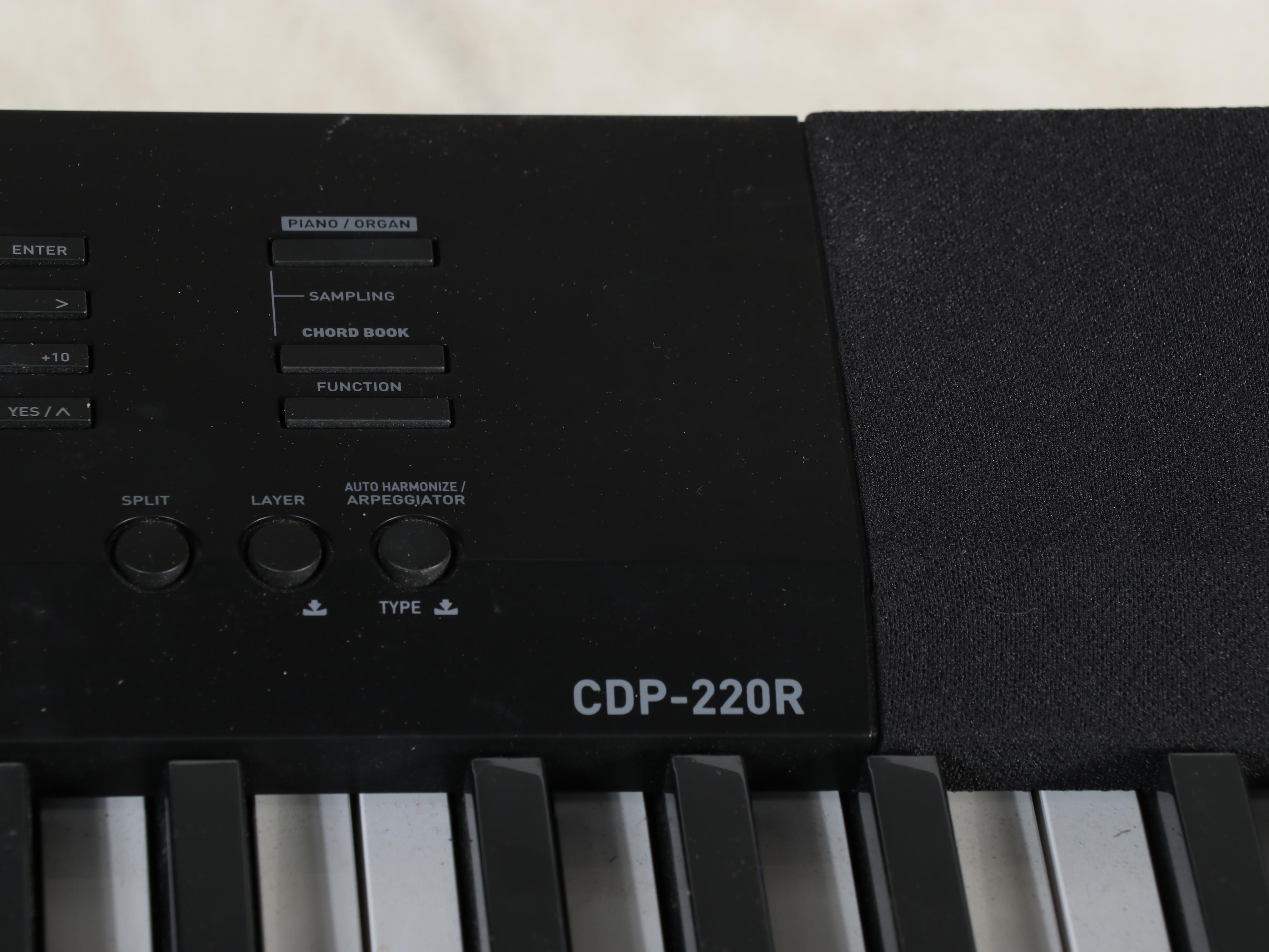 Casio Model CDP-220R Keyboard with Seat