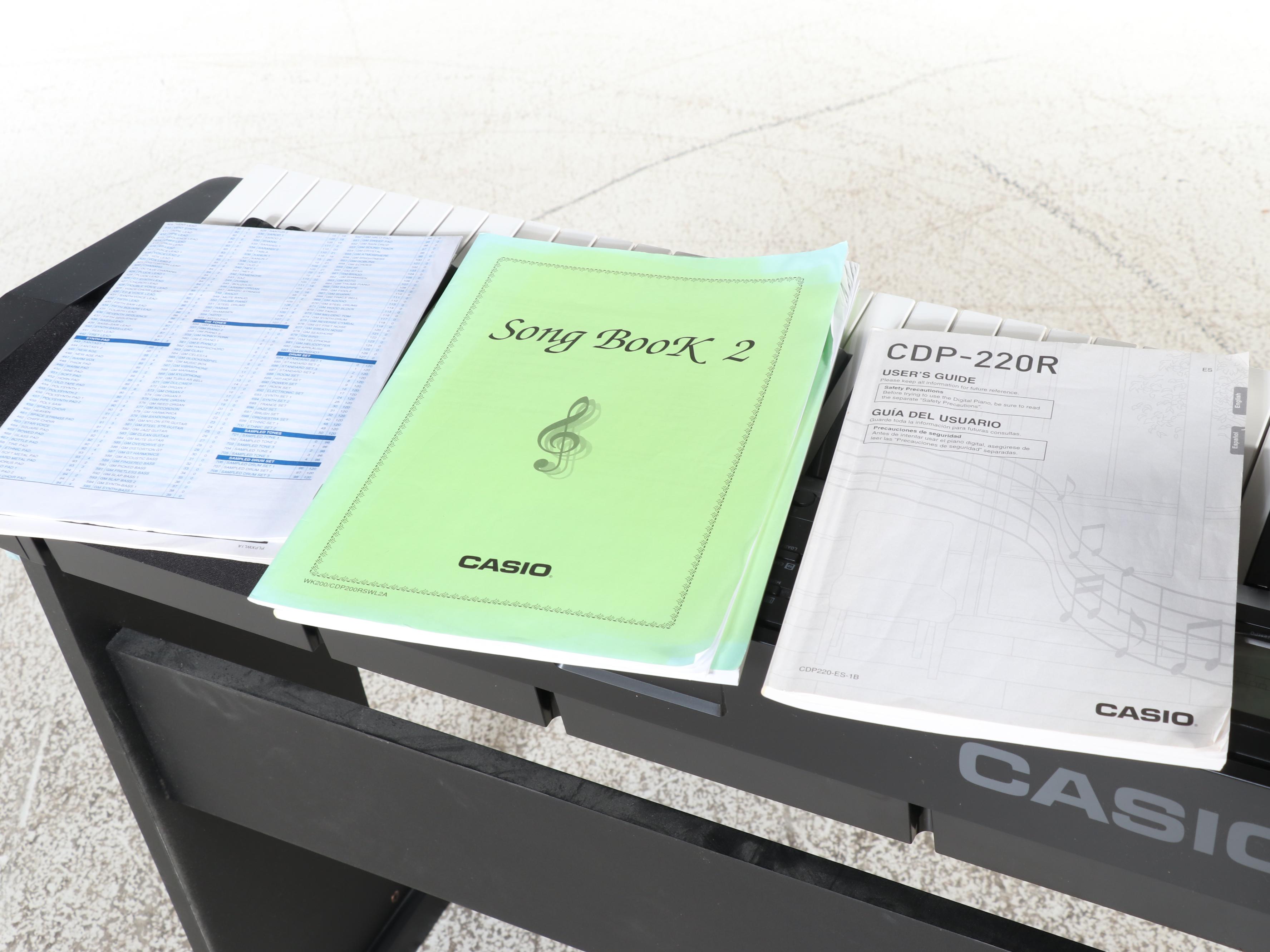 Casio Model CDP-220R Keyboard with Seat