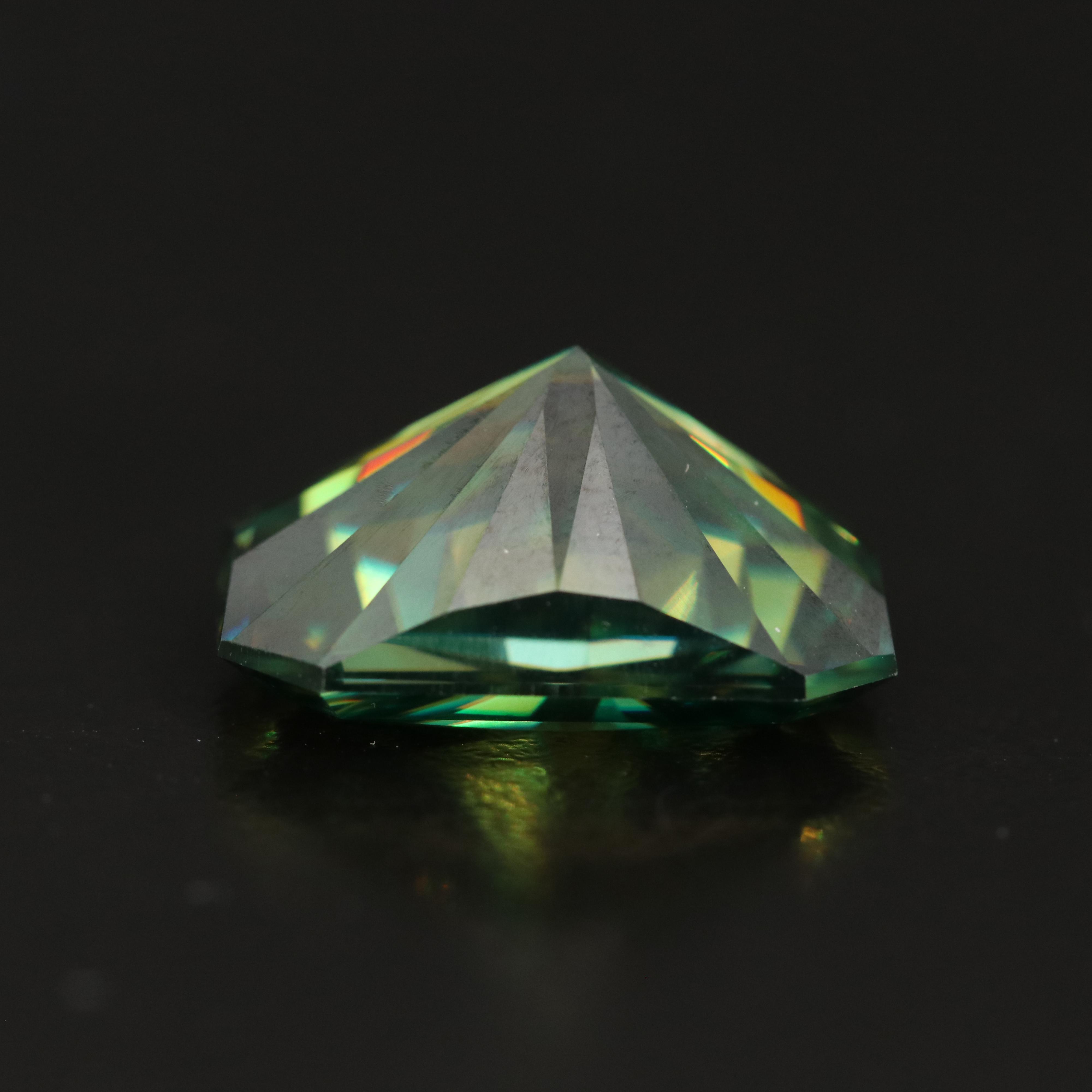 Loose 14.84 CT Moissanite