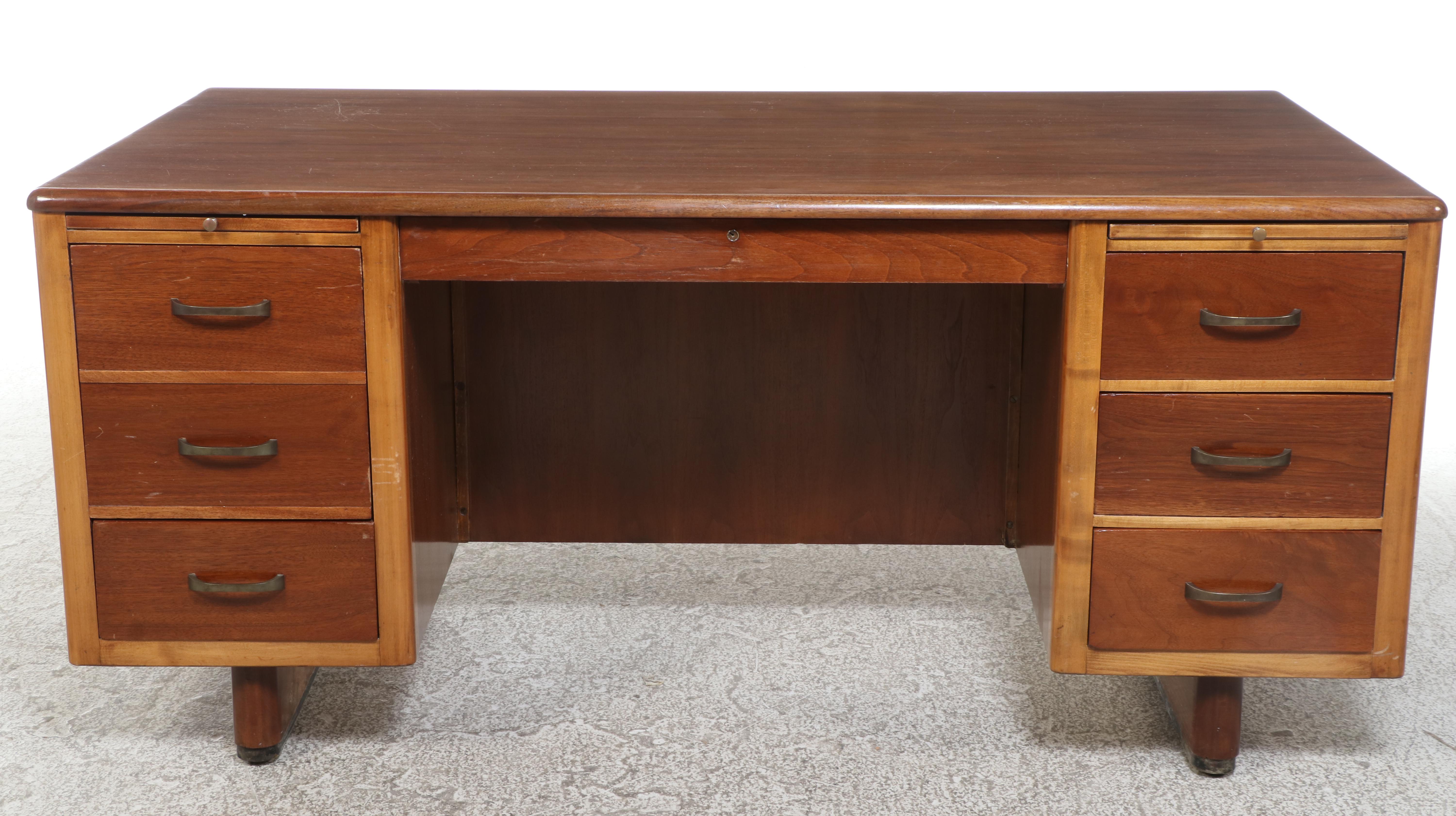 Mid Century Modern Walnut Executive Desk, Mid-20th Century