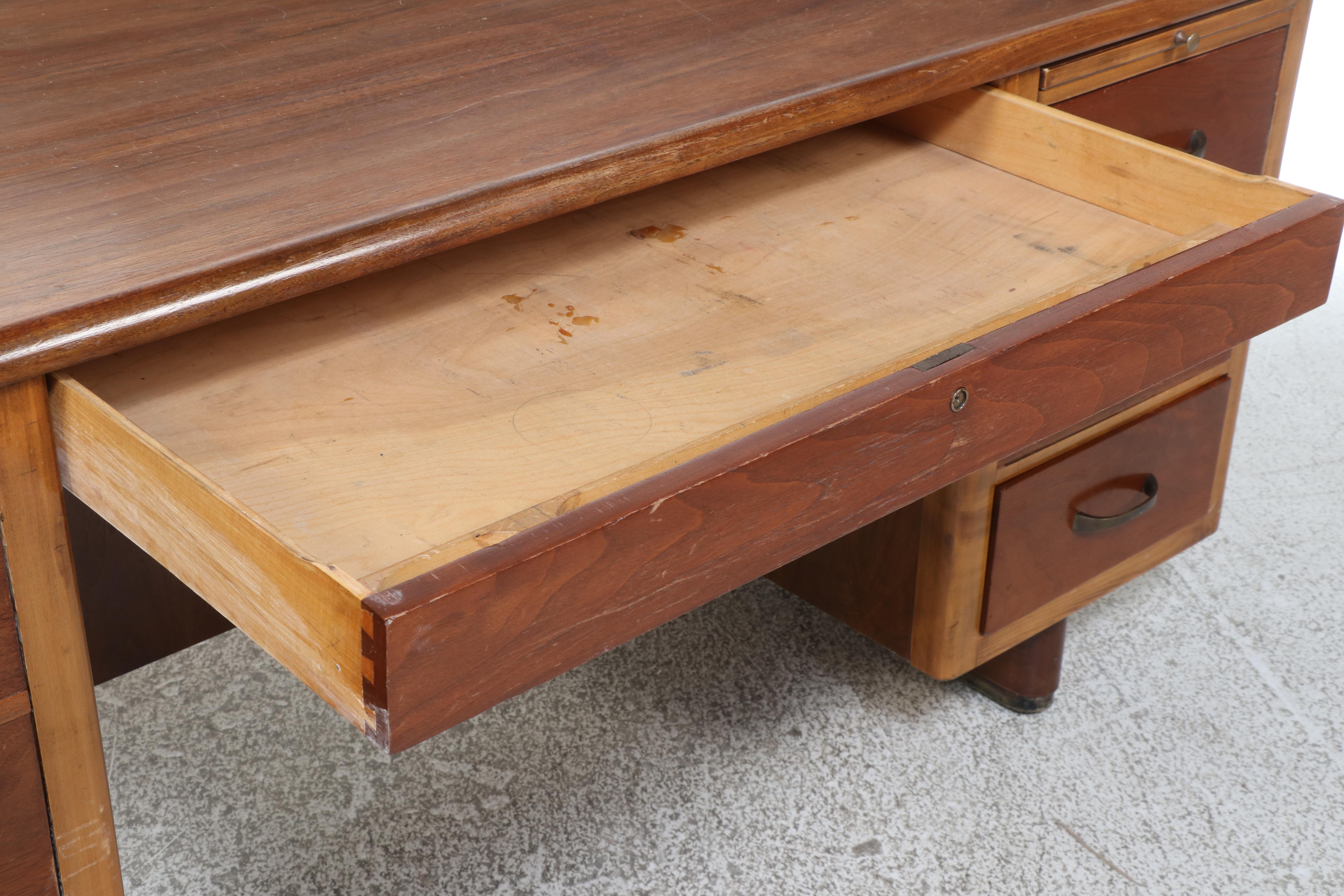 Mid Century Modern Walnut Executive Desk, Mid-20th Century