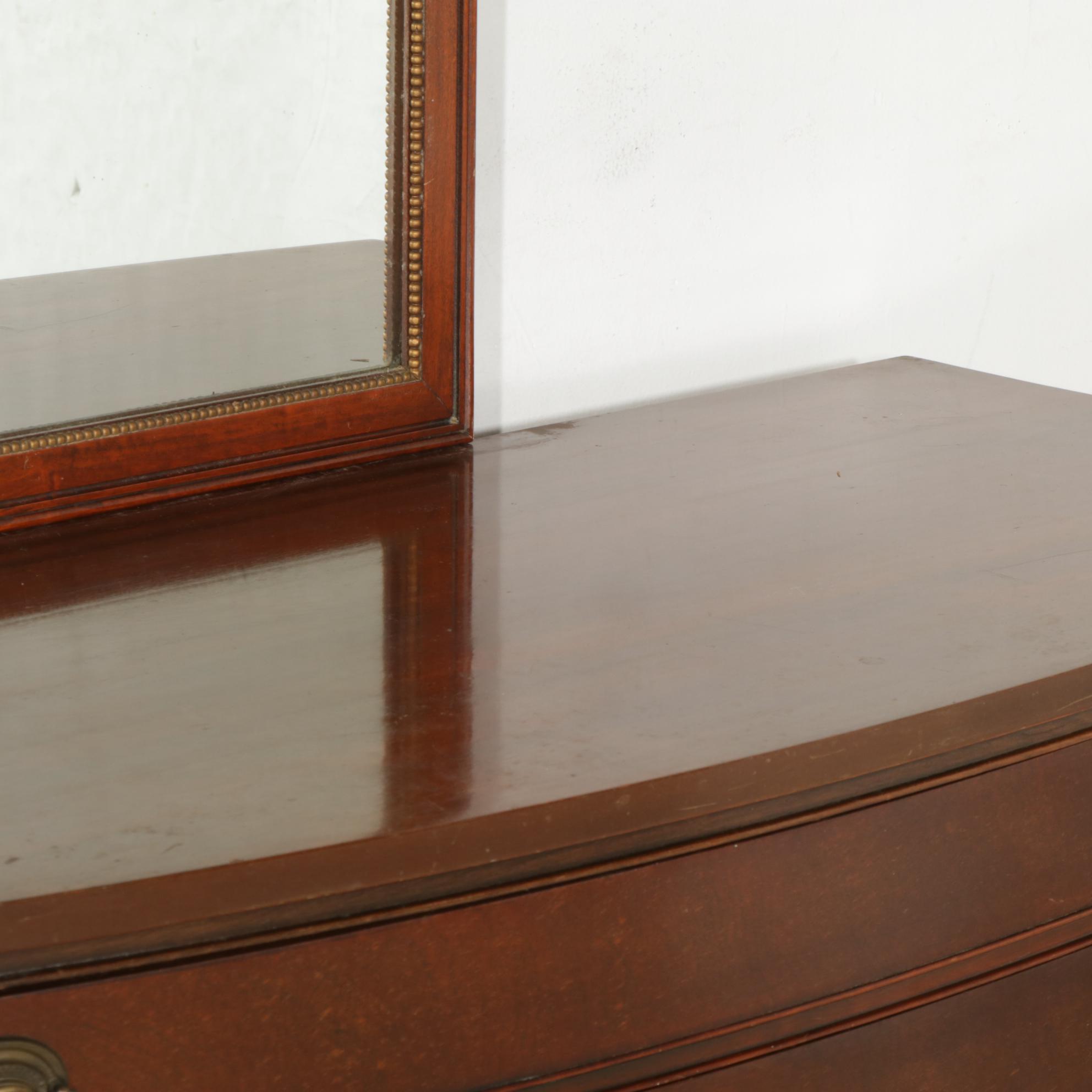 Dixie Federal Style Mahogany Bow-Front Dresser with Mirror, Mid-20th Century