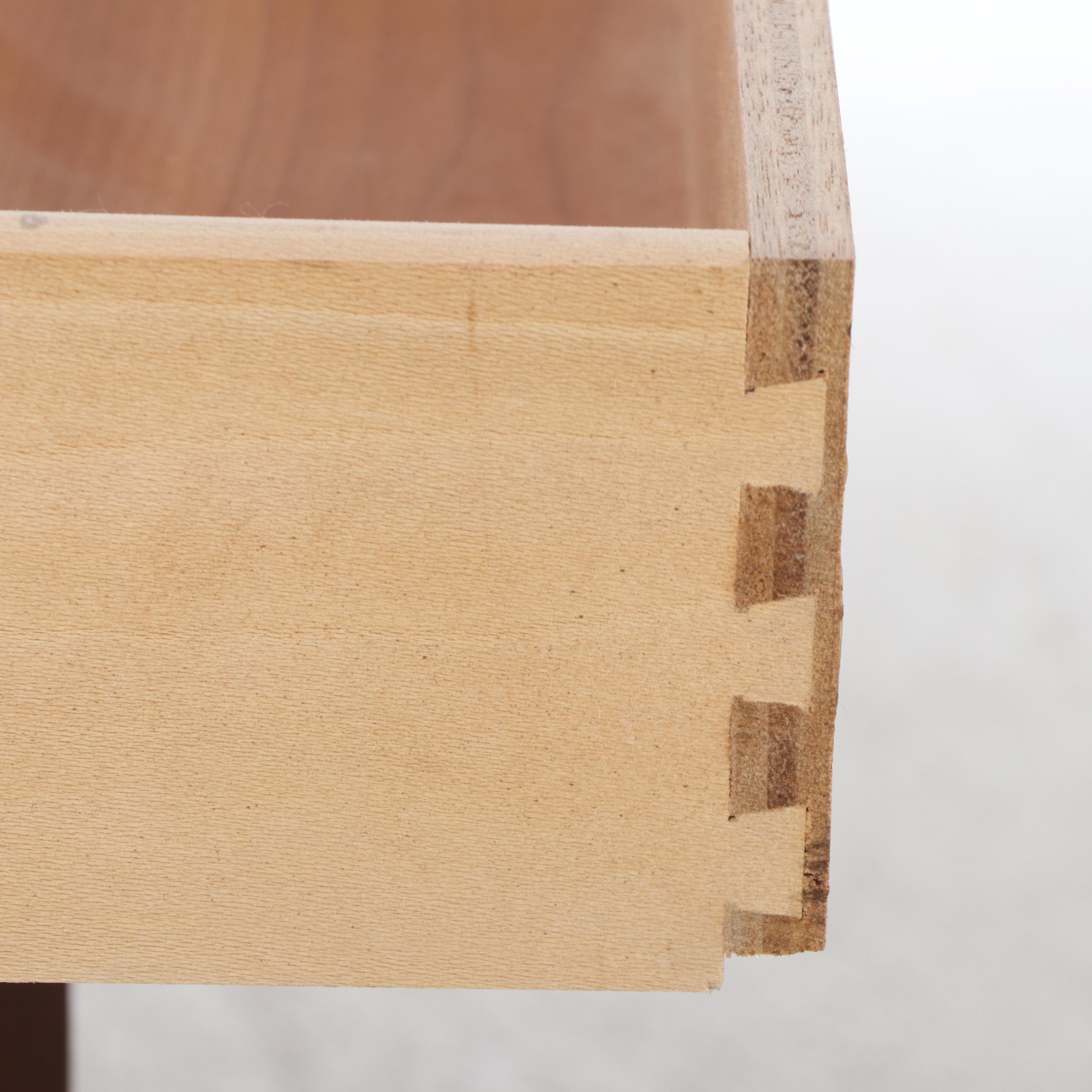 Thomasville Queen Anne Style Walnut Finish Side and Coffee Tables