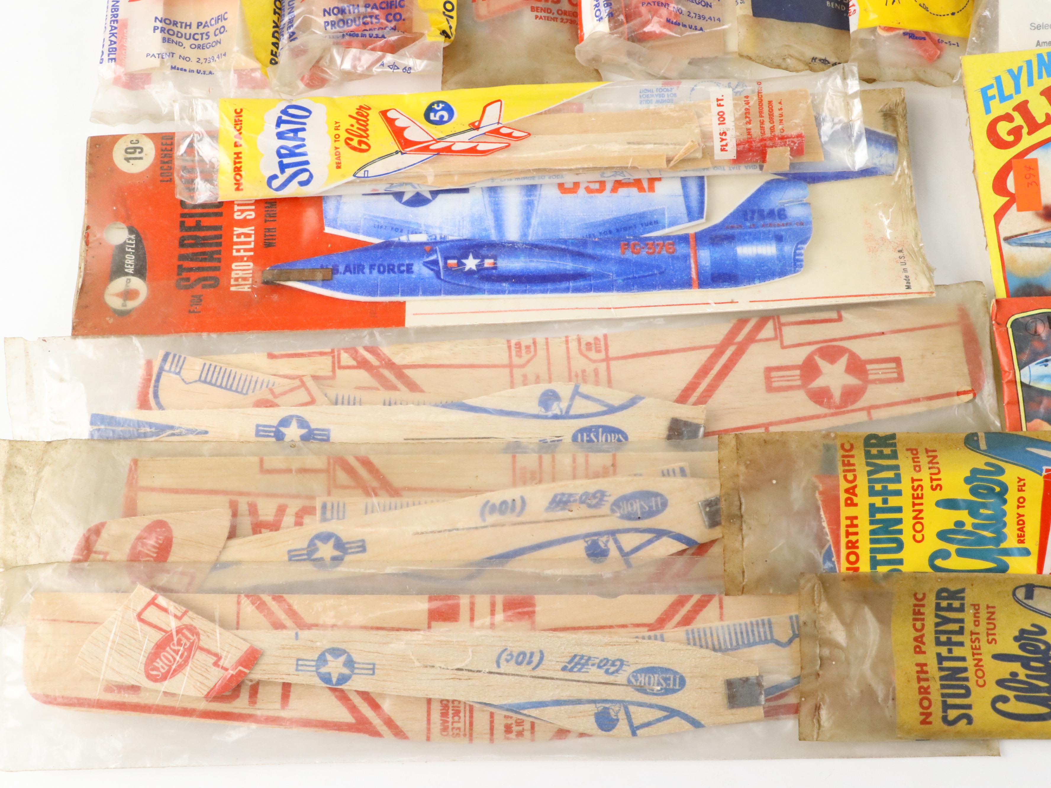 Guillow's "Sky Ray Glider" 5¢ Kits with North Pacific "Sleek Streak" & More Kits