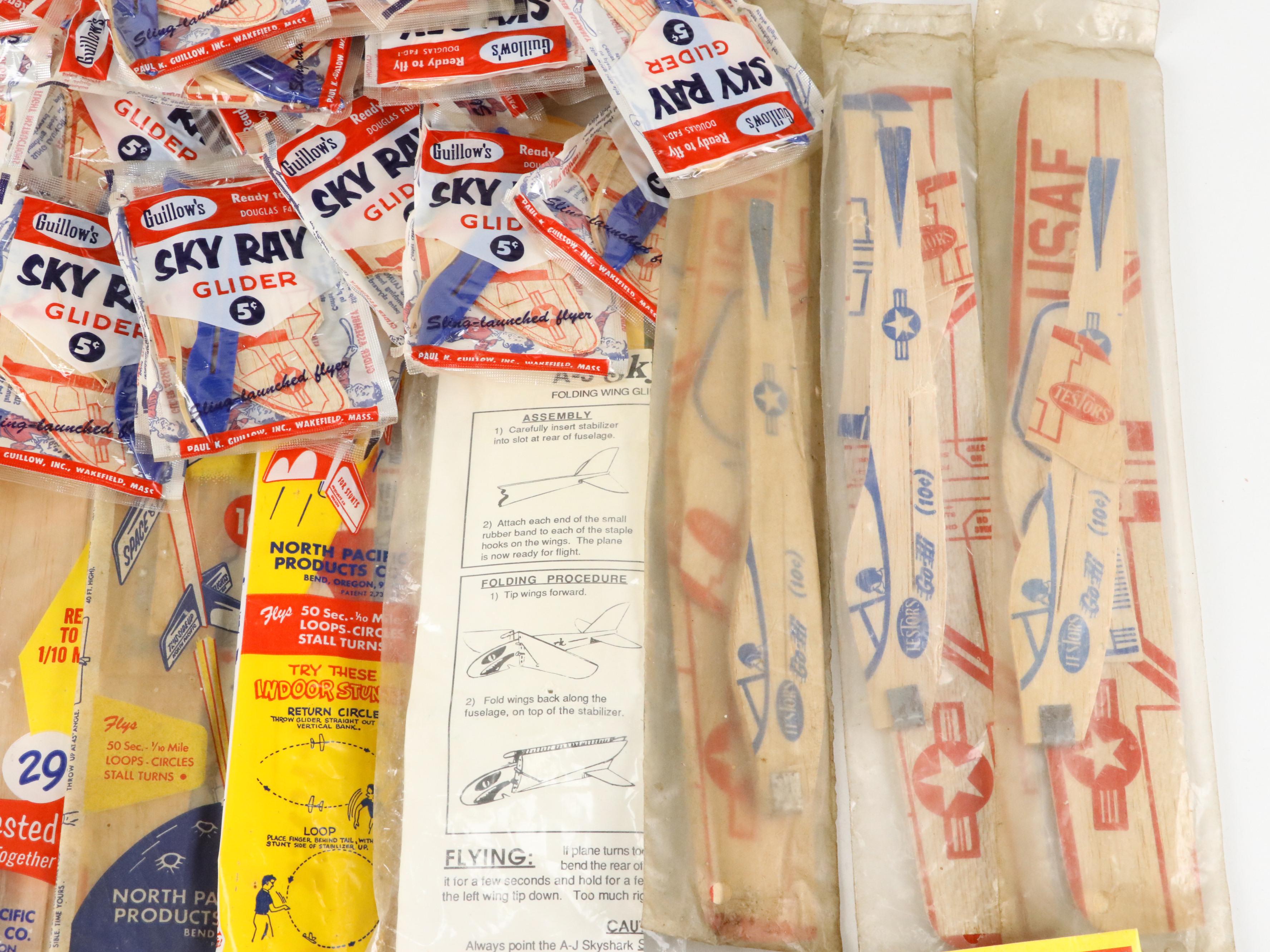Guillow's "Sky Ray Glider" 5¢ Kits with North Pacific "Sleek Streak" & More Kits