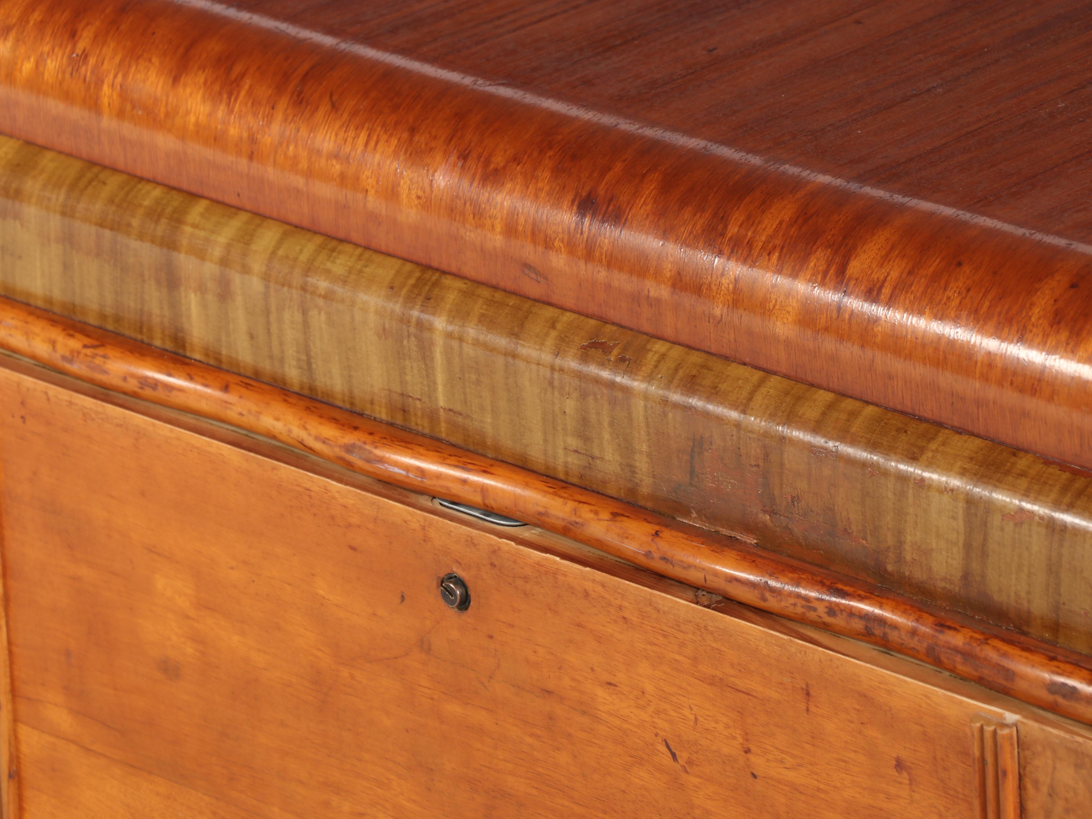 Franklin Shockey Co. Art Deco Style "The Franklin Hope Chest" Cedar-Lined Chest