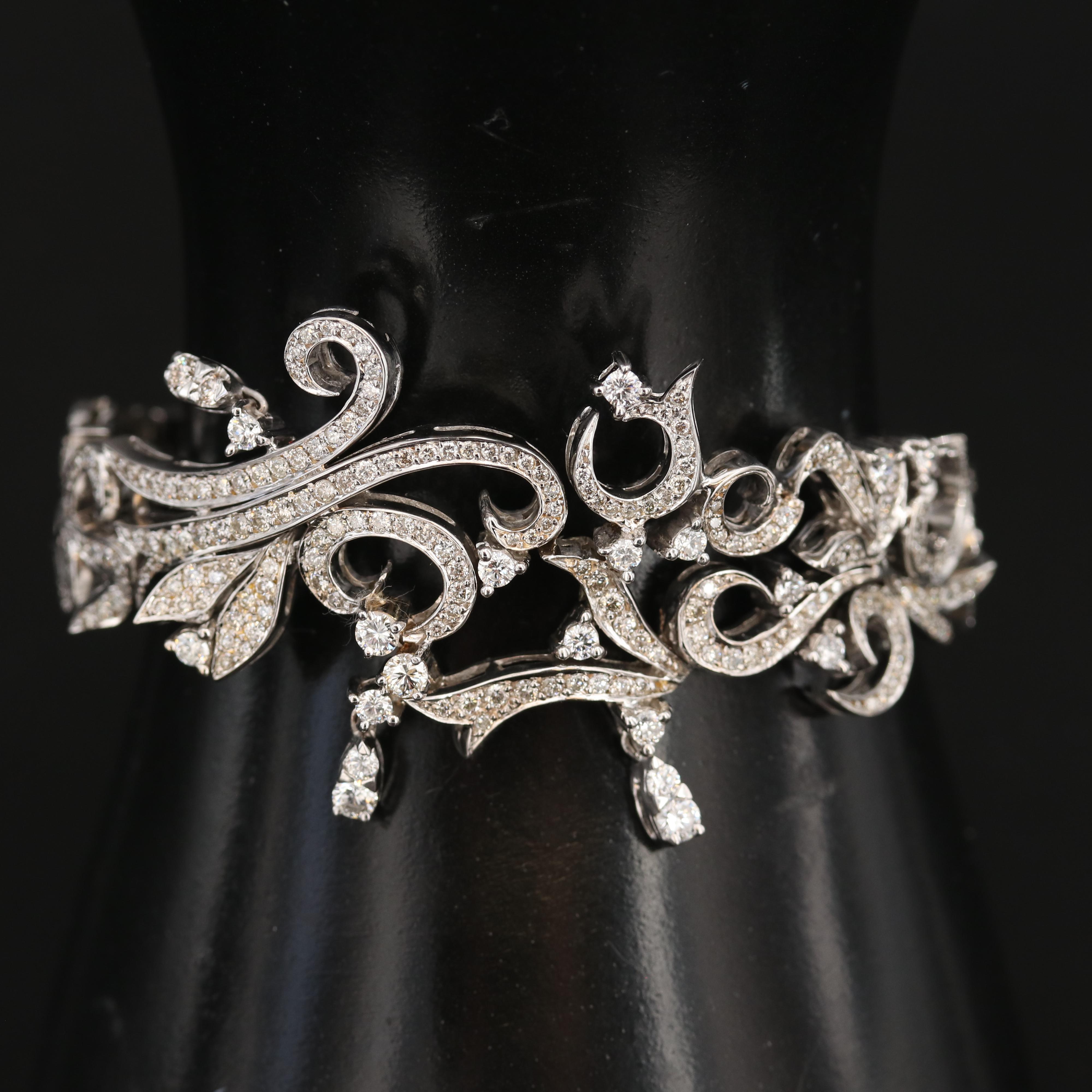 18K 4.37 CTW Diamond Scrollwork Bracelet