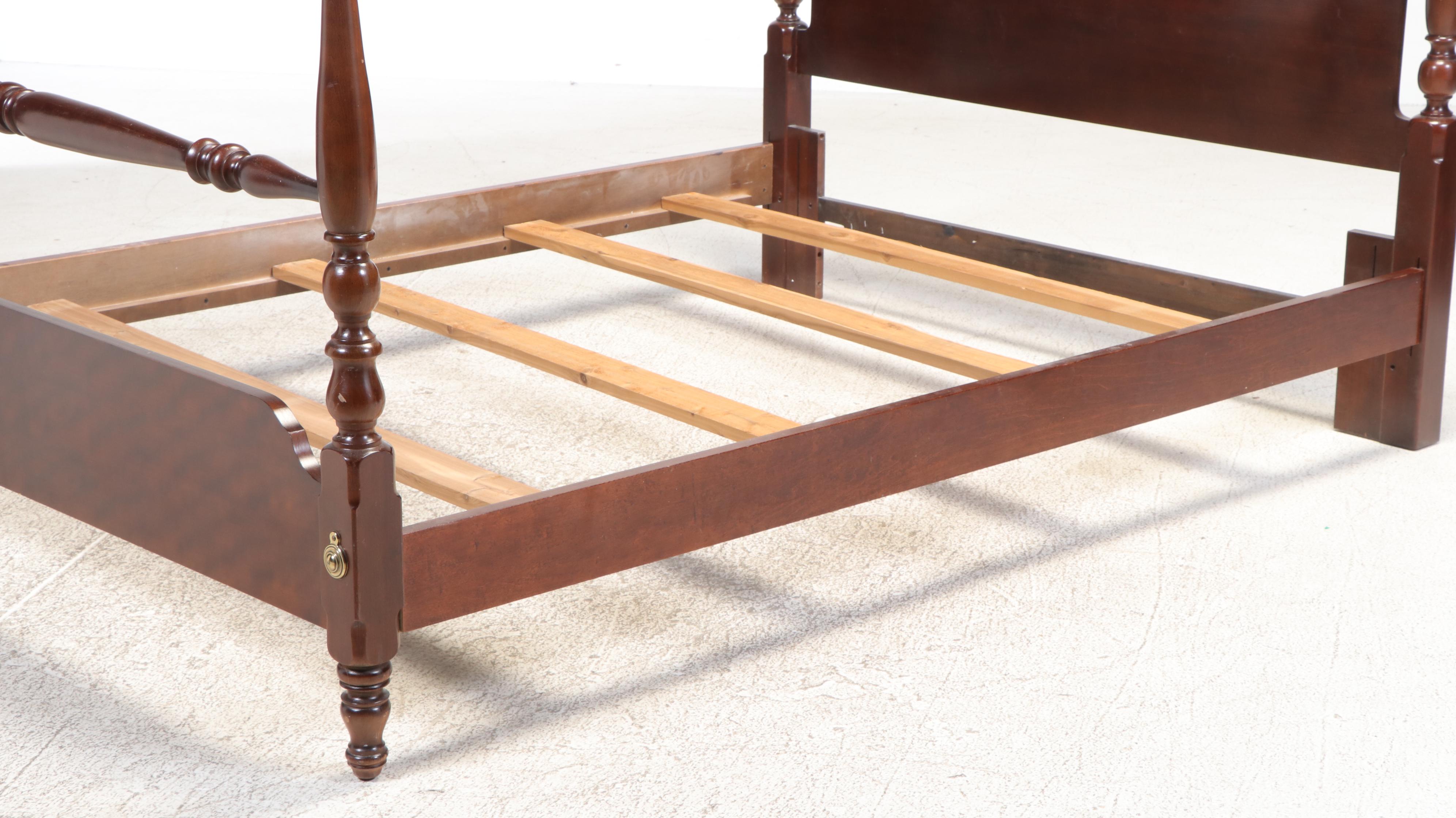 Thomasville Federal Style Cherry Four Poster Queen Size Bed and Nightstand Pair