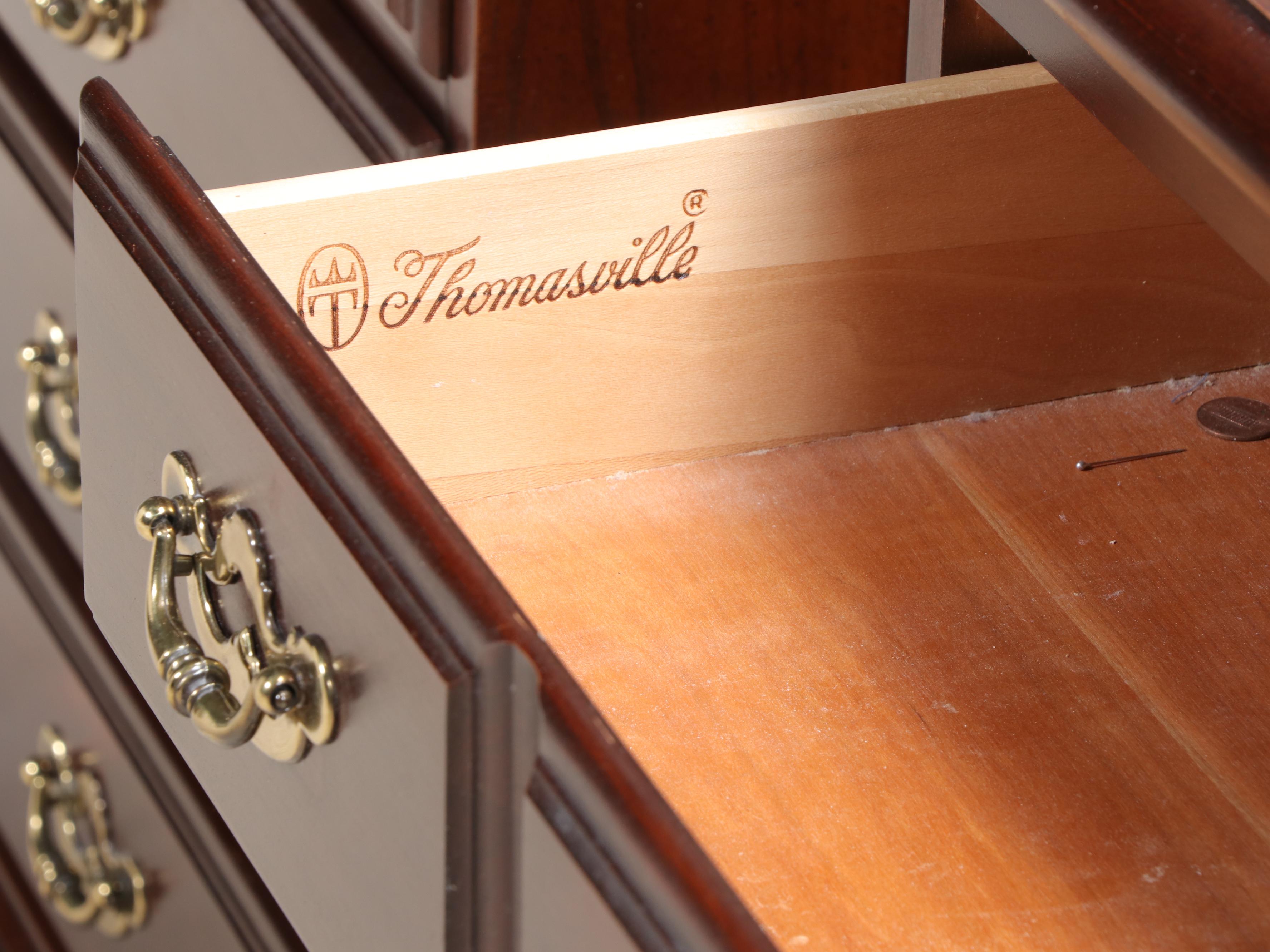 Thomasville Federal Style Cherry Four Poster Queen Size Bed and Nightstand Pair