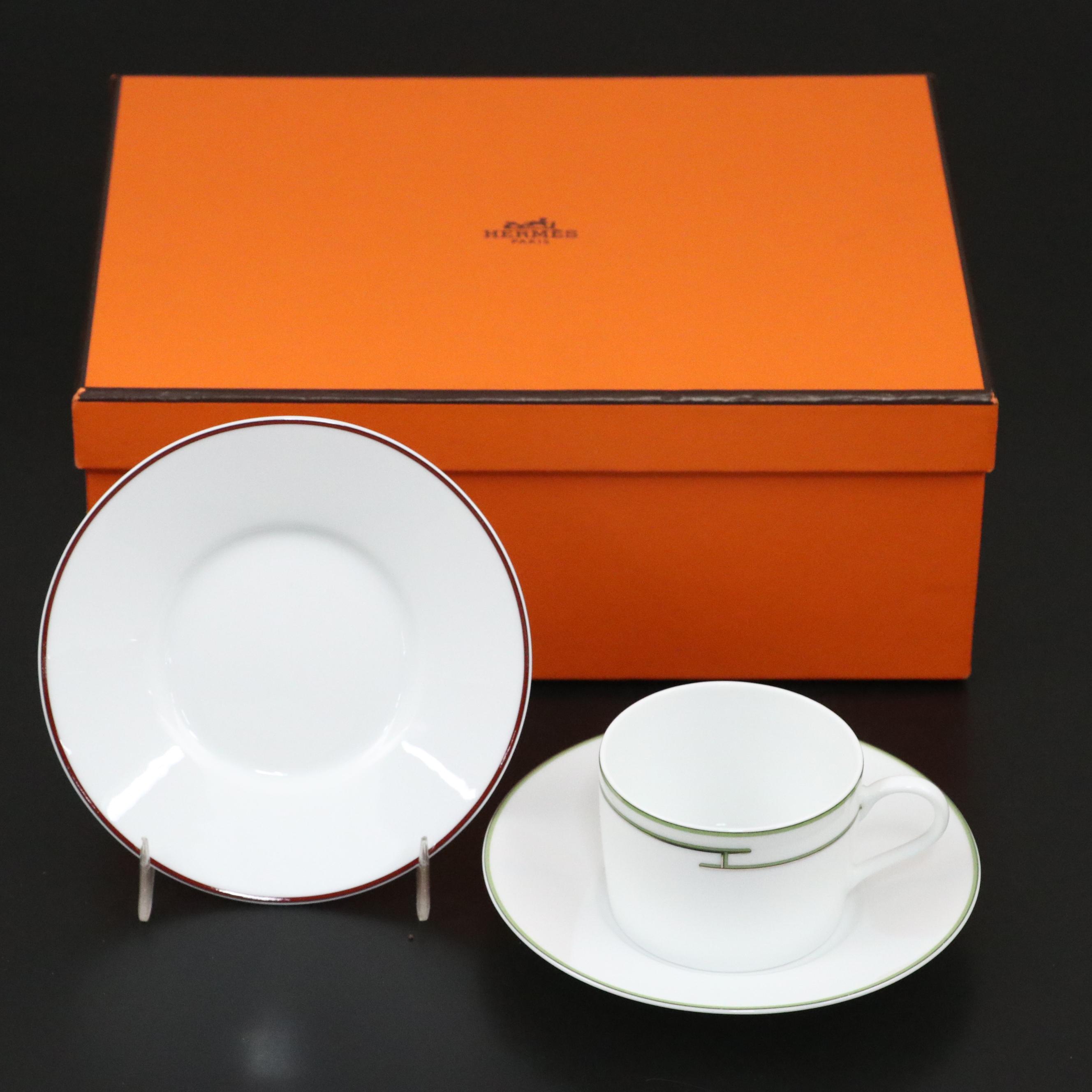 Hermès "Rythme" Porcelain Flat Cup and Saucers, 2007-2017