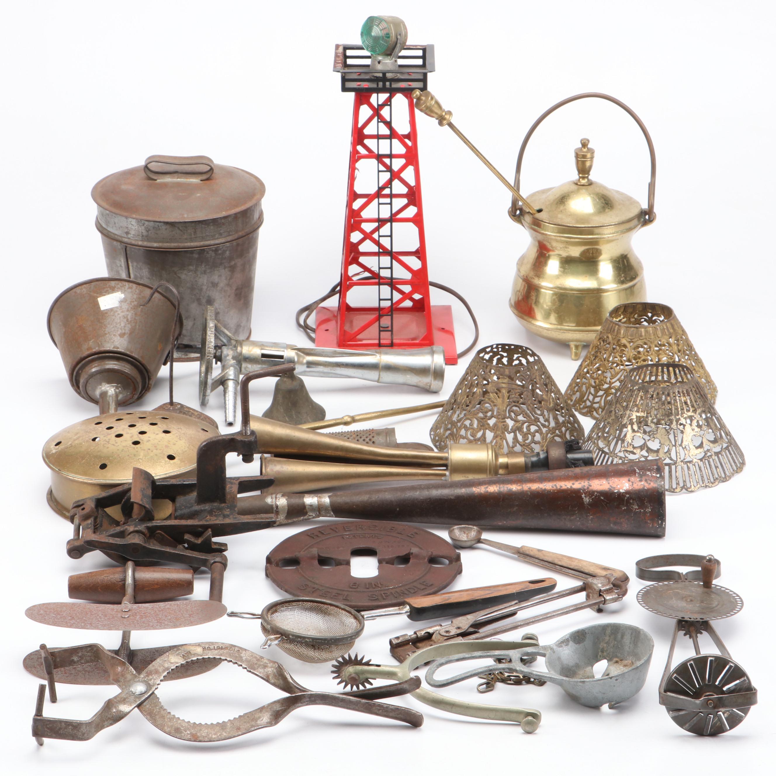 Cassady-Fairbank Turbine Egg Beater with Lionel Beacon, Kitchen Tools and More