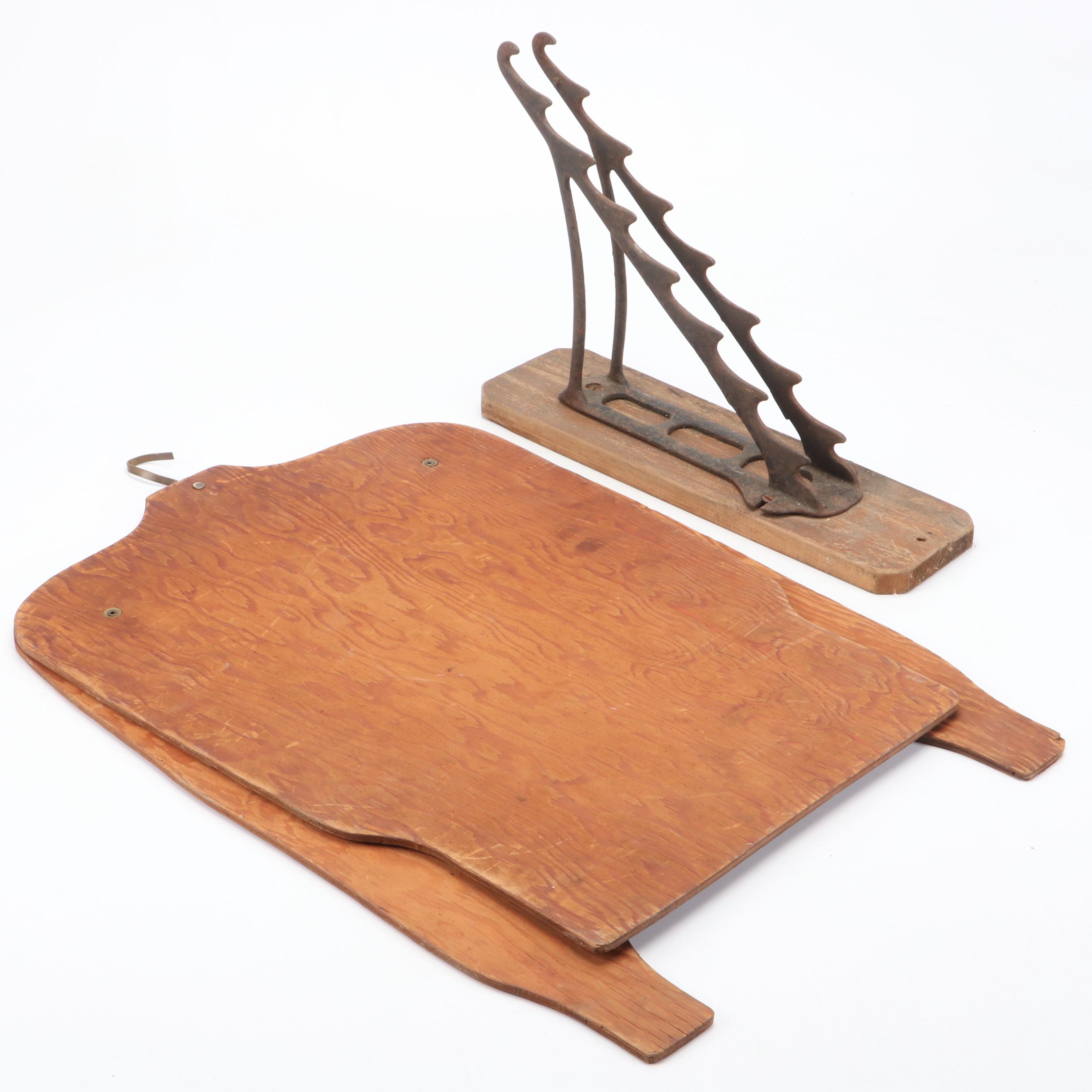 The Sweaterblock Co. William's Sweaterblock & Cast Iron Horse Tack Hanger