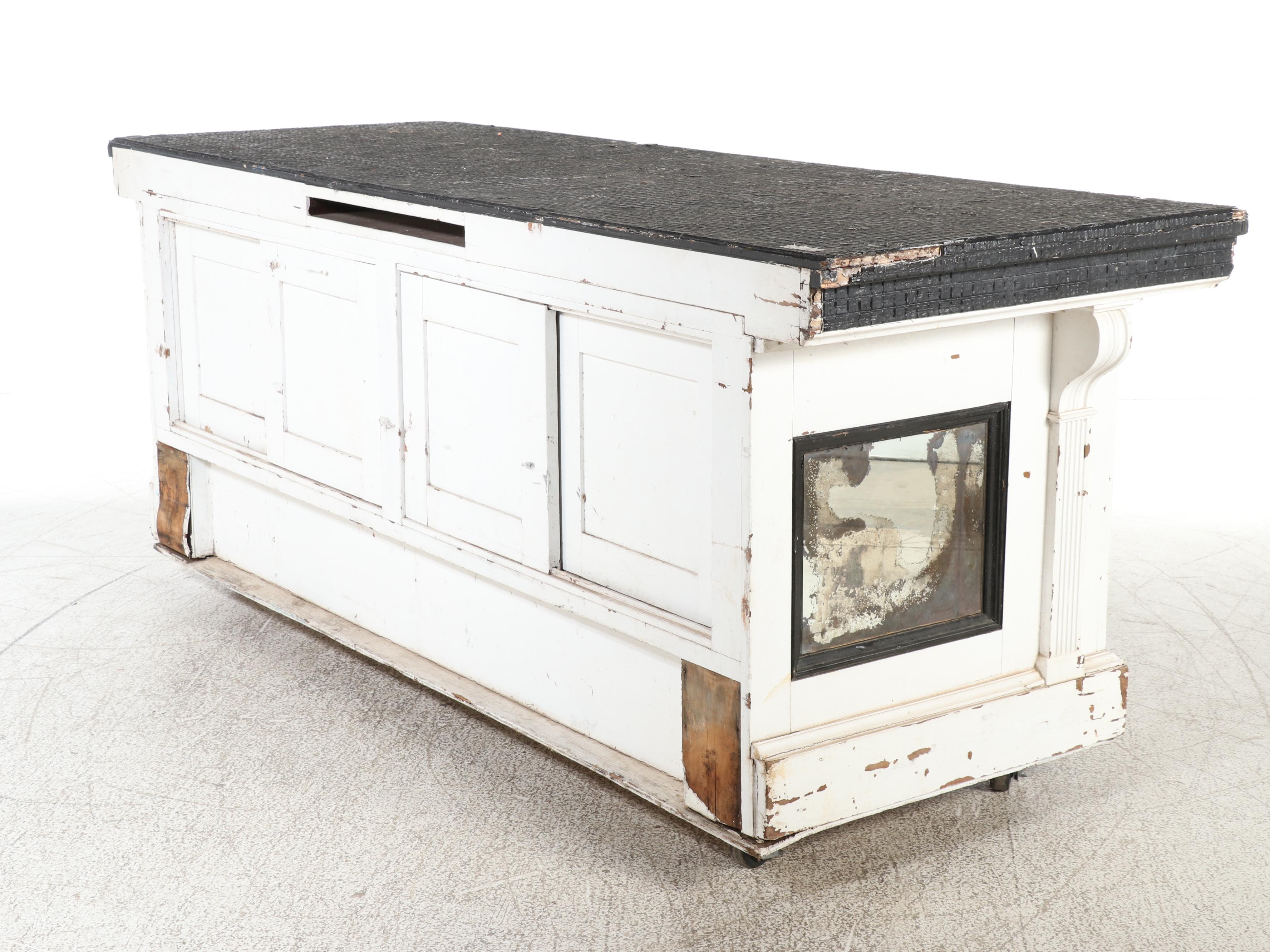 Edwardian Style Painted and Mirrored Front Bar or Counter, Early 20th Century