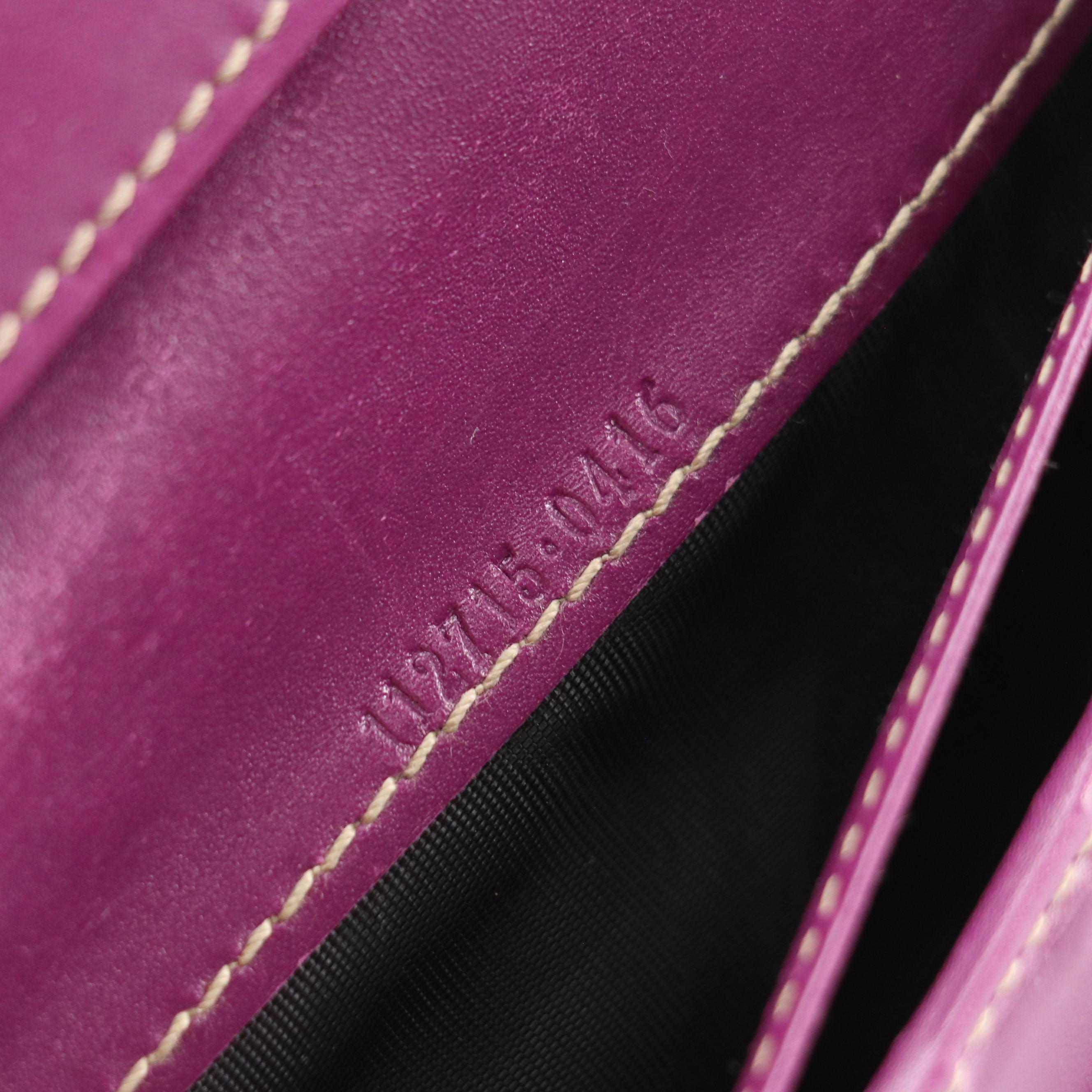 Gucci Continental Wallet in Purple Guccissima Leather