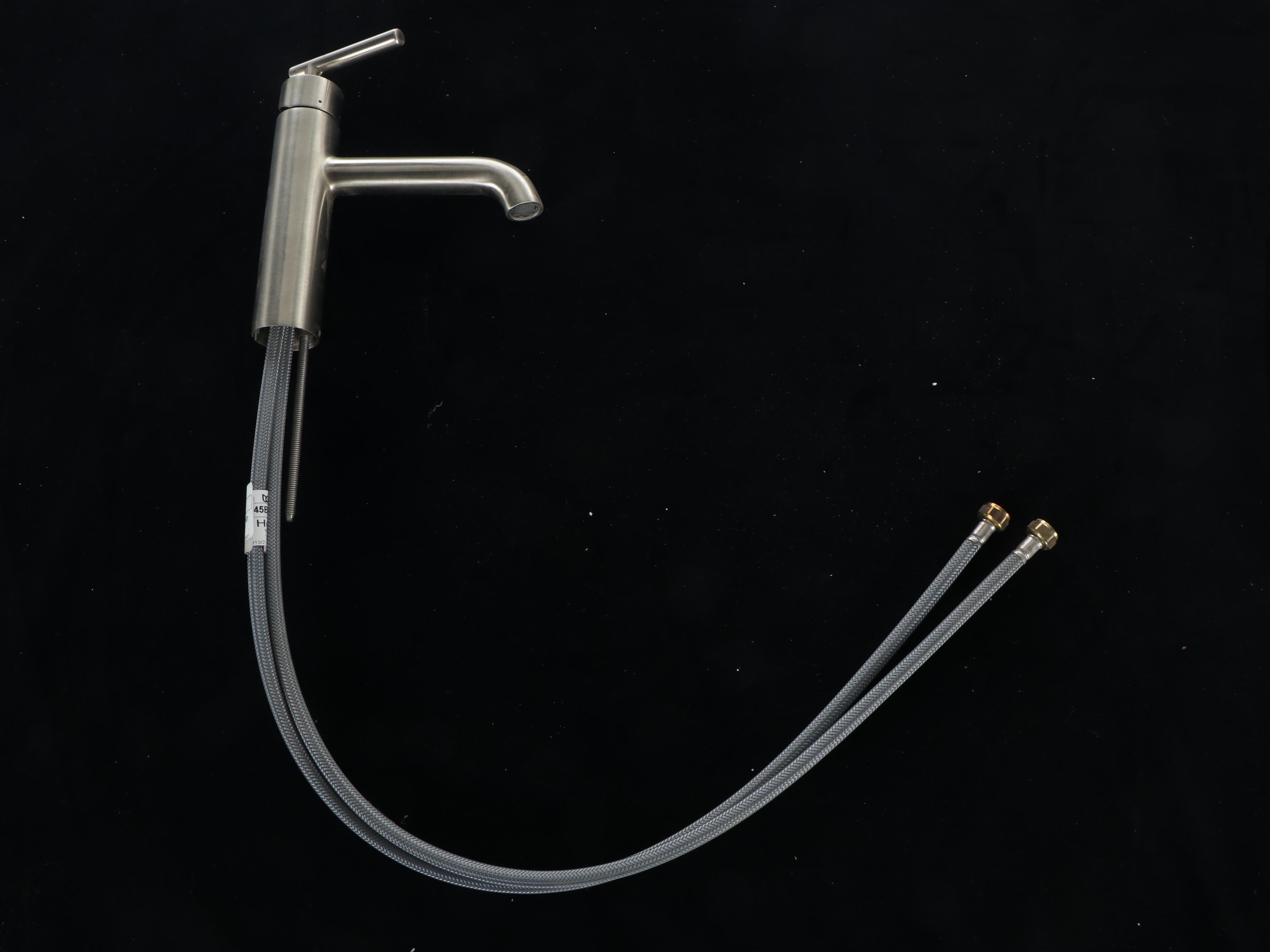 Aqua Plumb Massage Showerhead and More Bathroom Fixtures