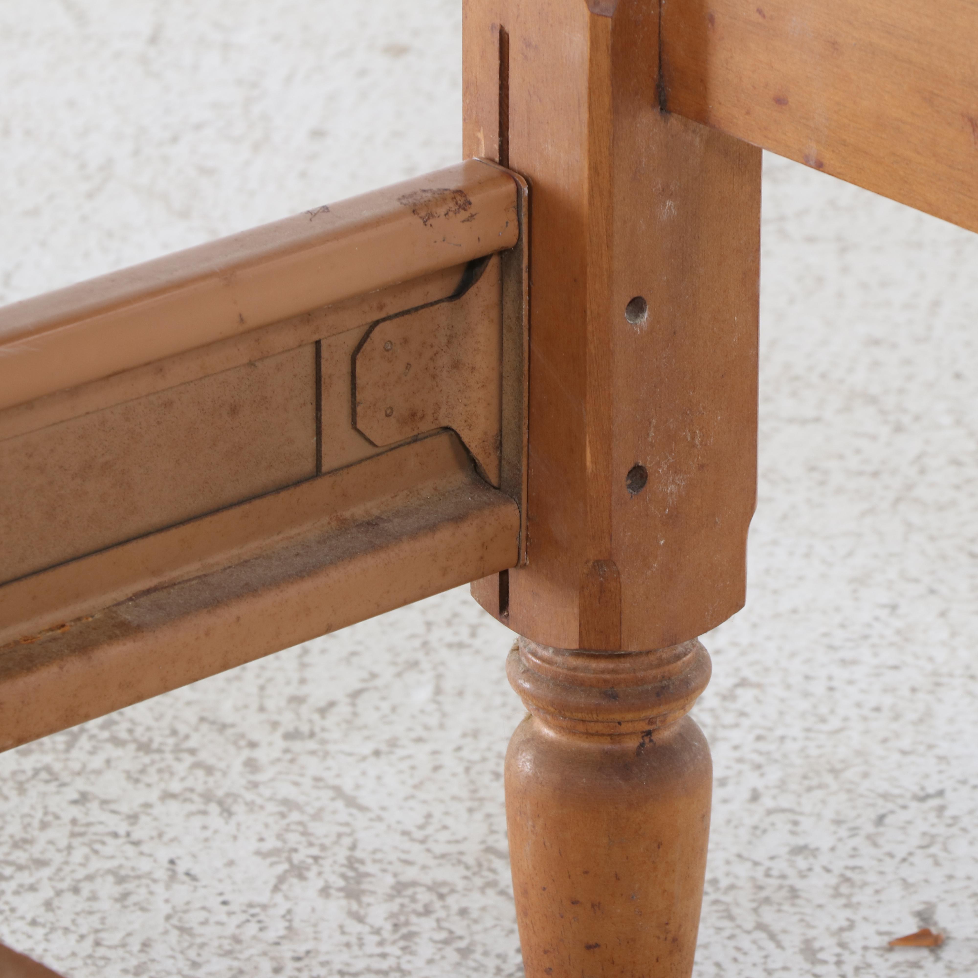 Federal Style Maple Full Size Four-Poster Bed