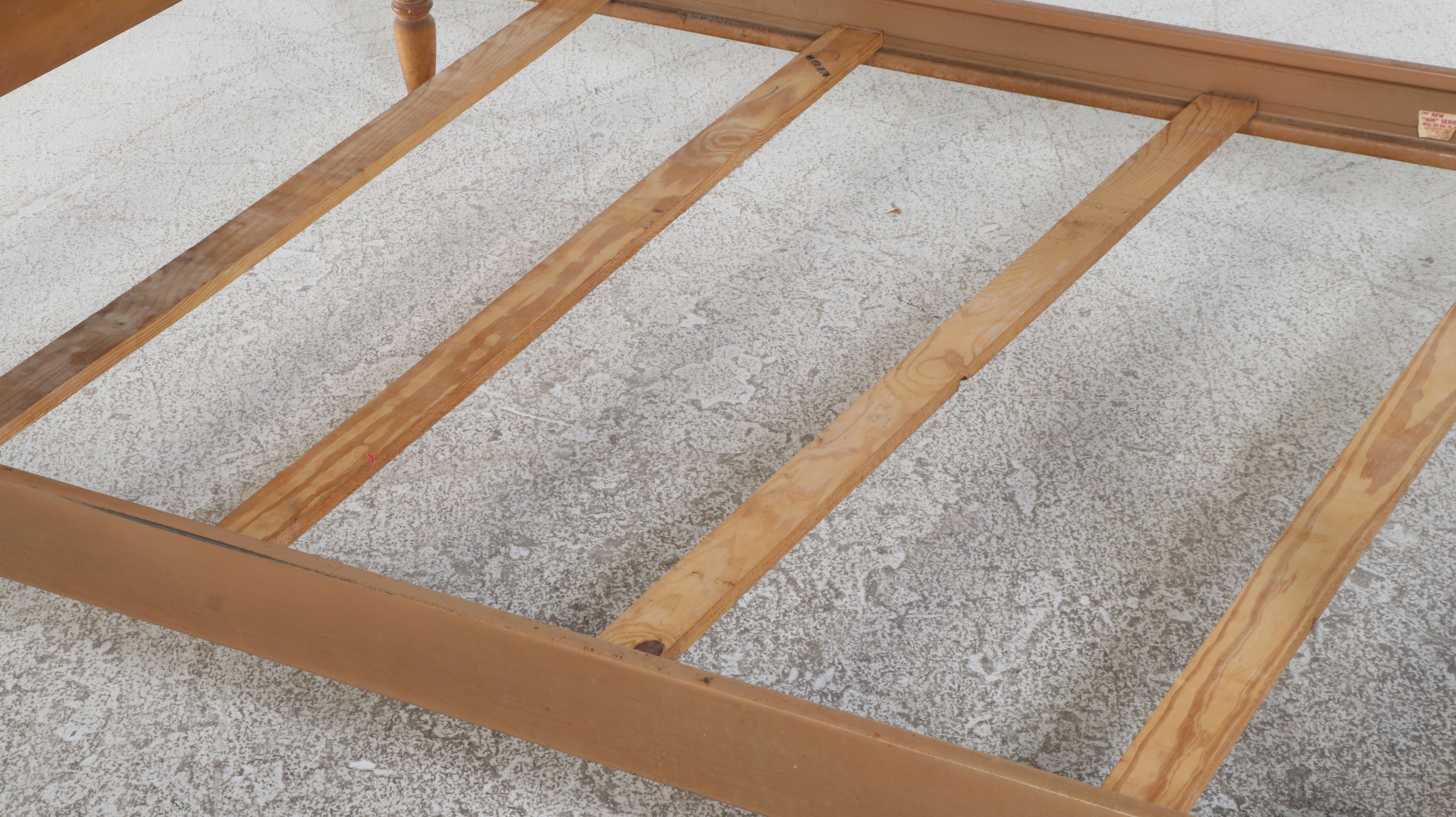 Federal Style Maple Full Size Four-Poster Bed