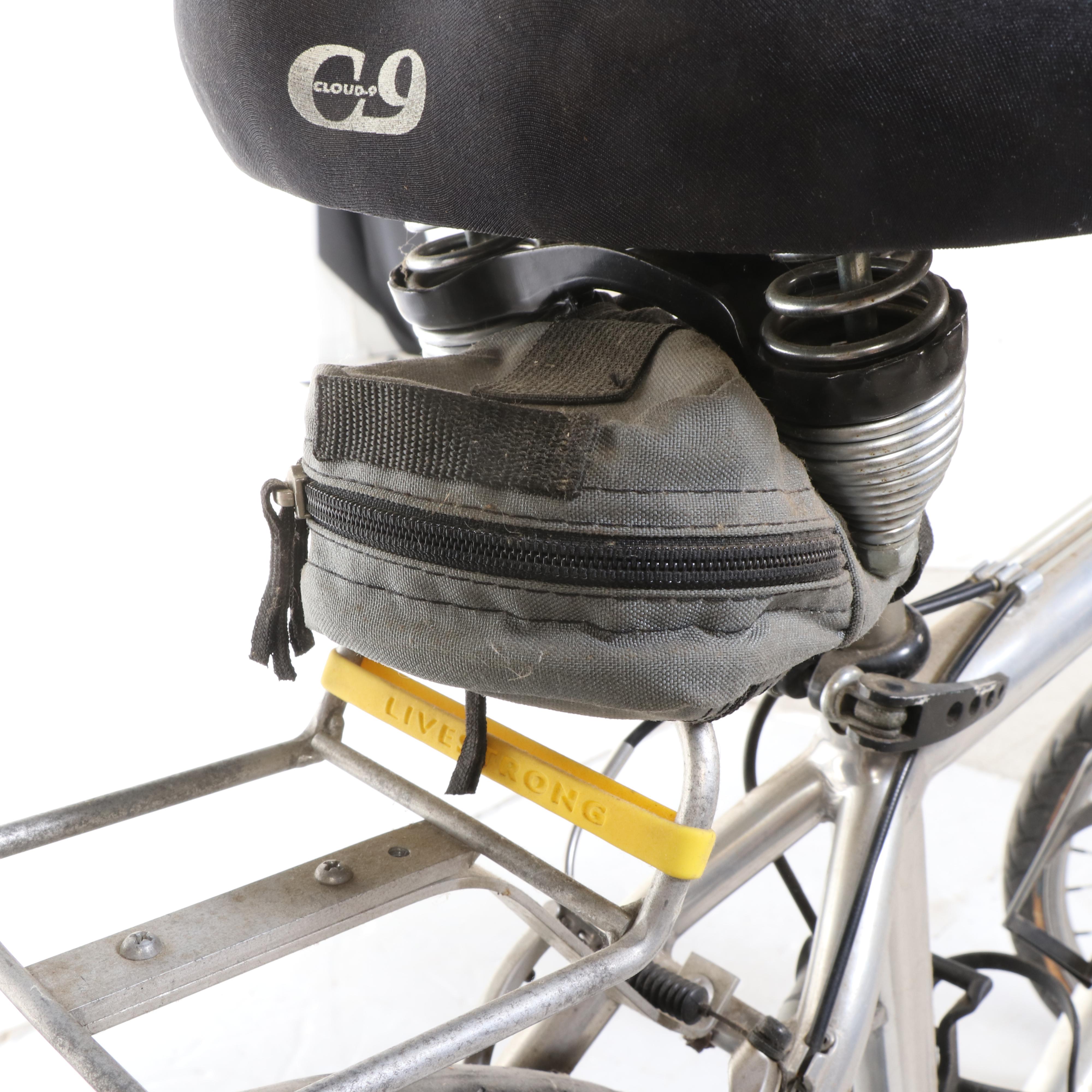 Shimano Exage Aluminum Hybrid Bicycle with Cloud 9 Seat, Accessories