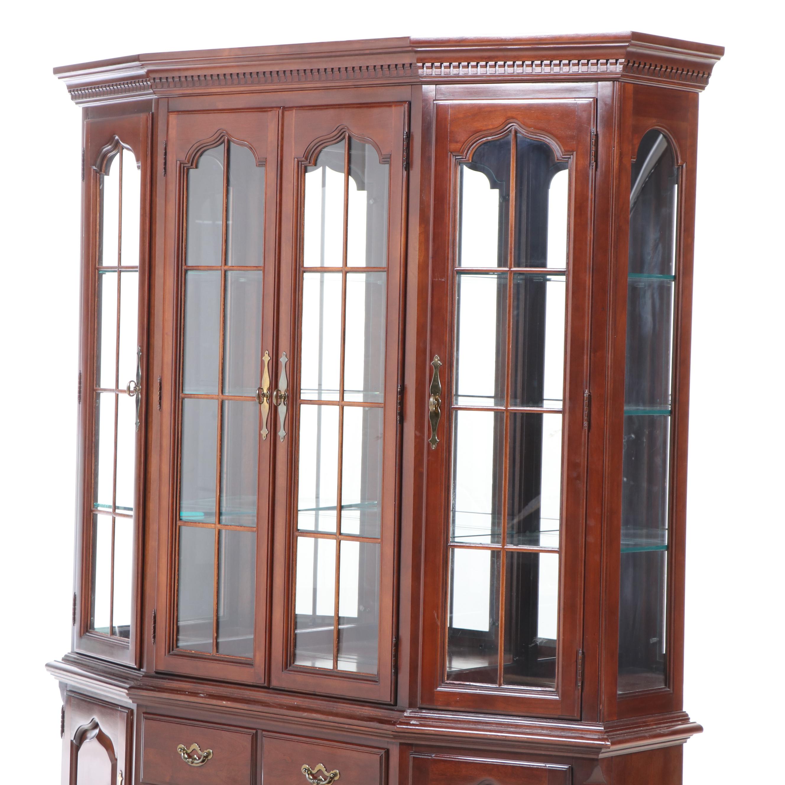 Thomasville Federal Style Cherrywood China Cabinet