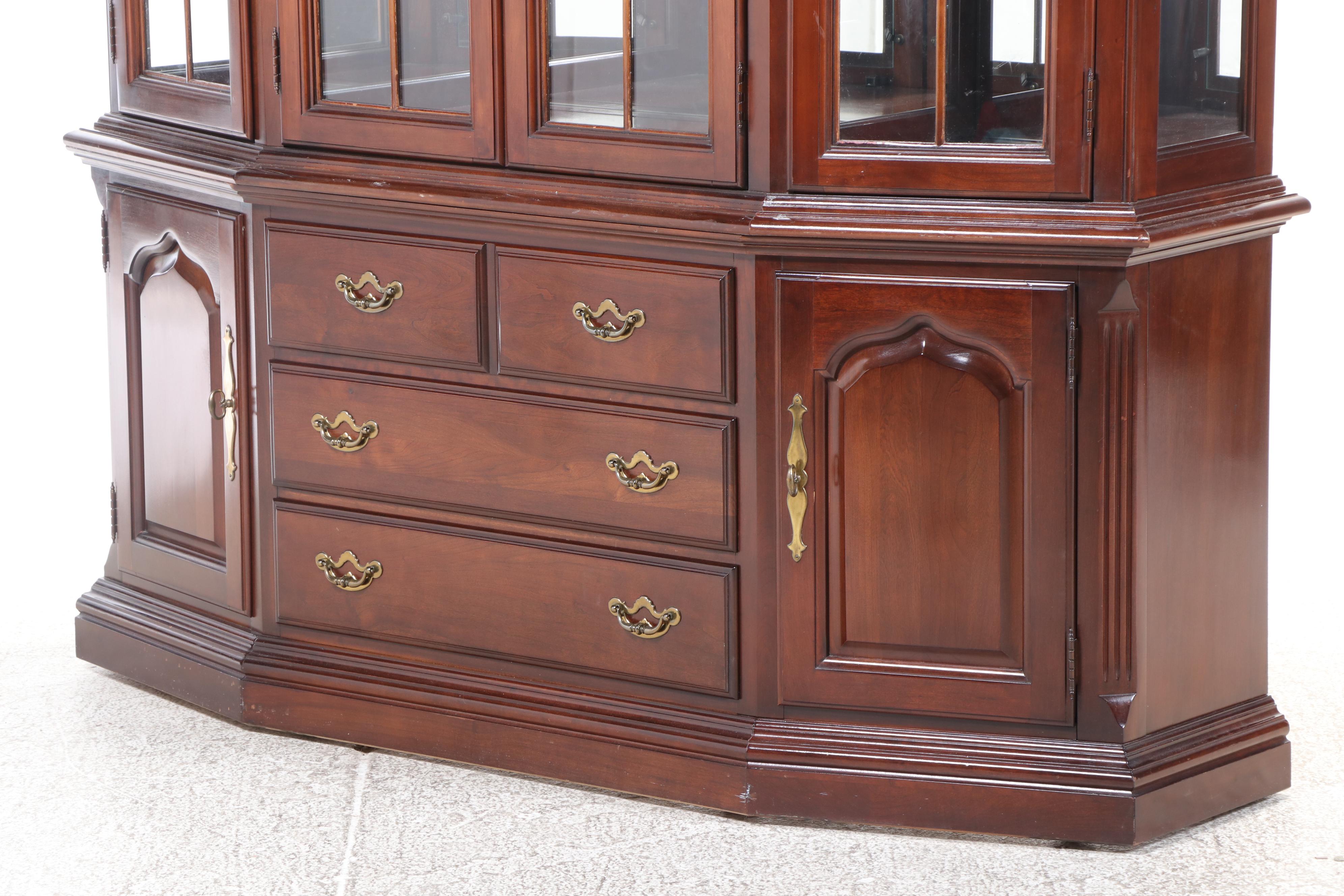Thomasville Federal Style Cherrywood China Cabinet