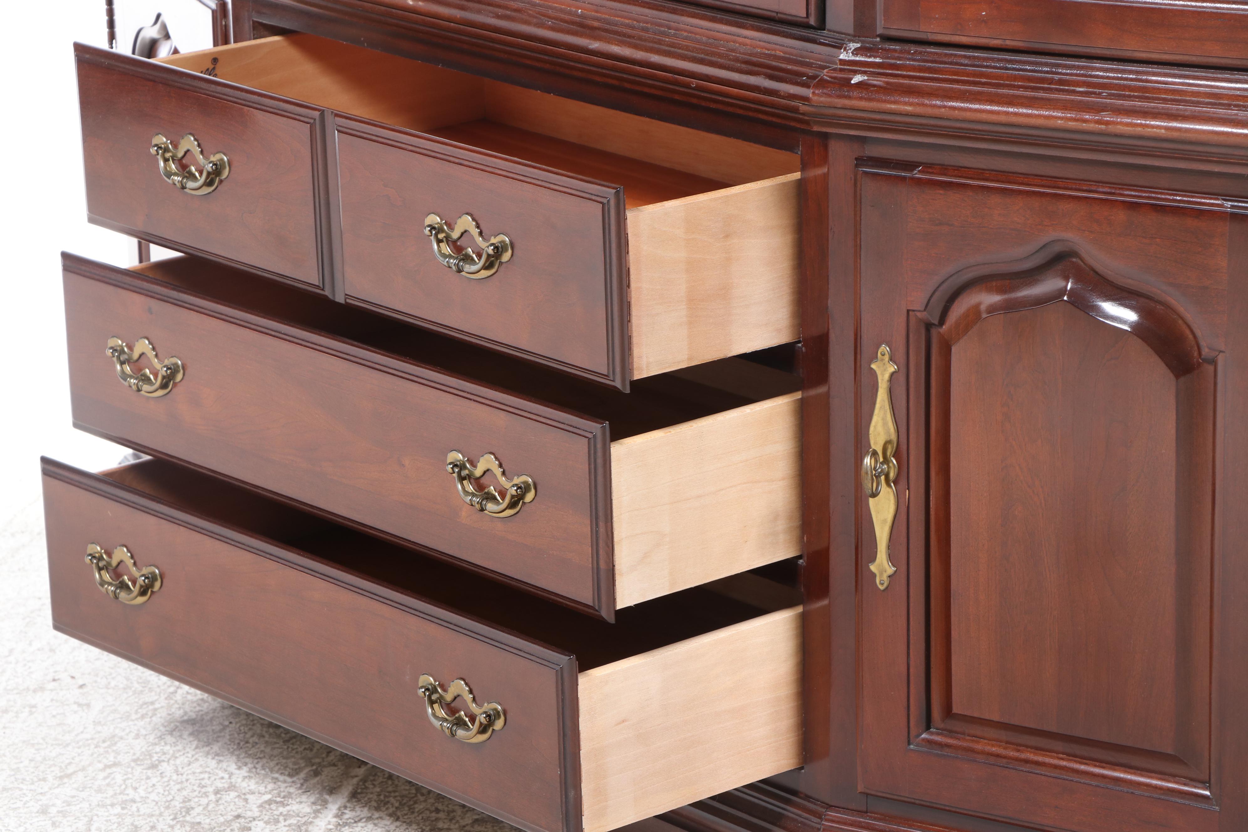 Thomasville Federal Style Cherrywood China Cabinet