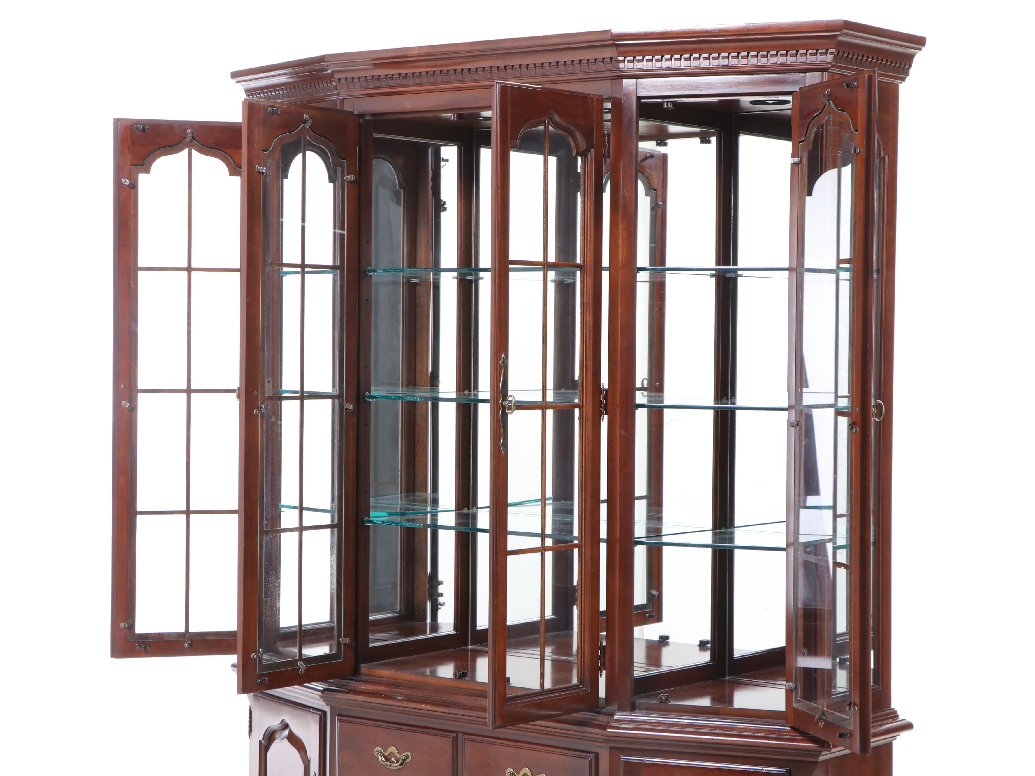 Thomasville Federal Style Cherrywood China Cabinet
