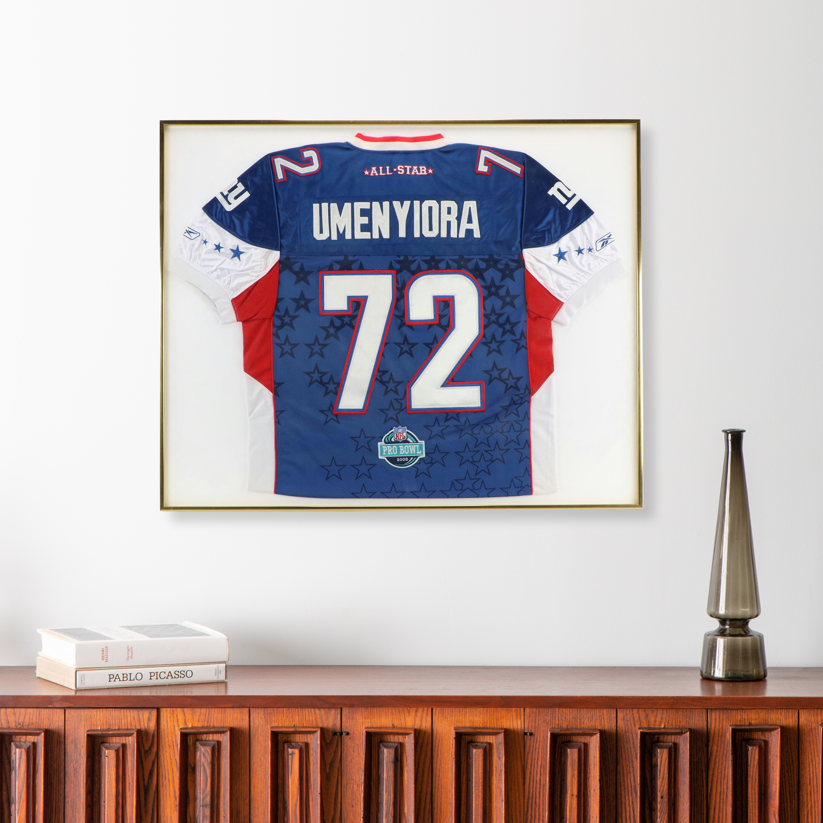 Osi Umenyiora Player Issued New York Giants 2008 Pro Bowl Jersey with Display