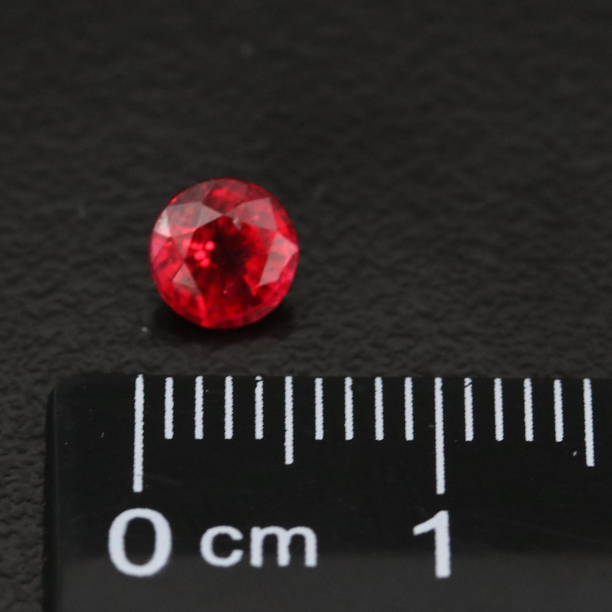 Loose 0.65 CT Spinel
