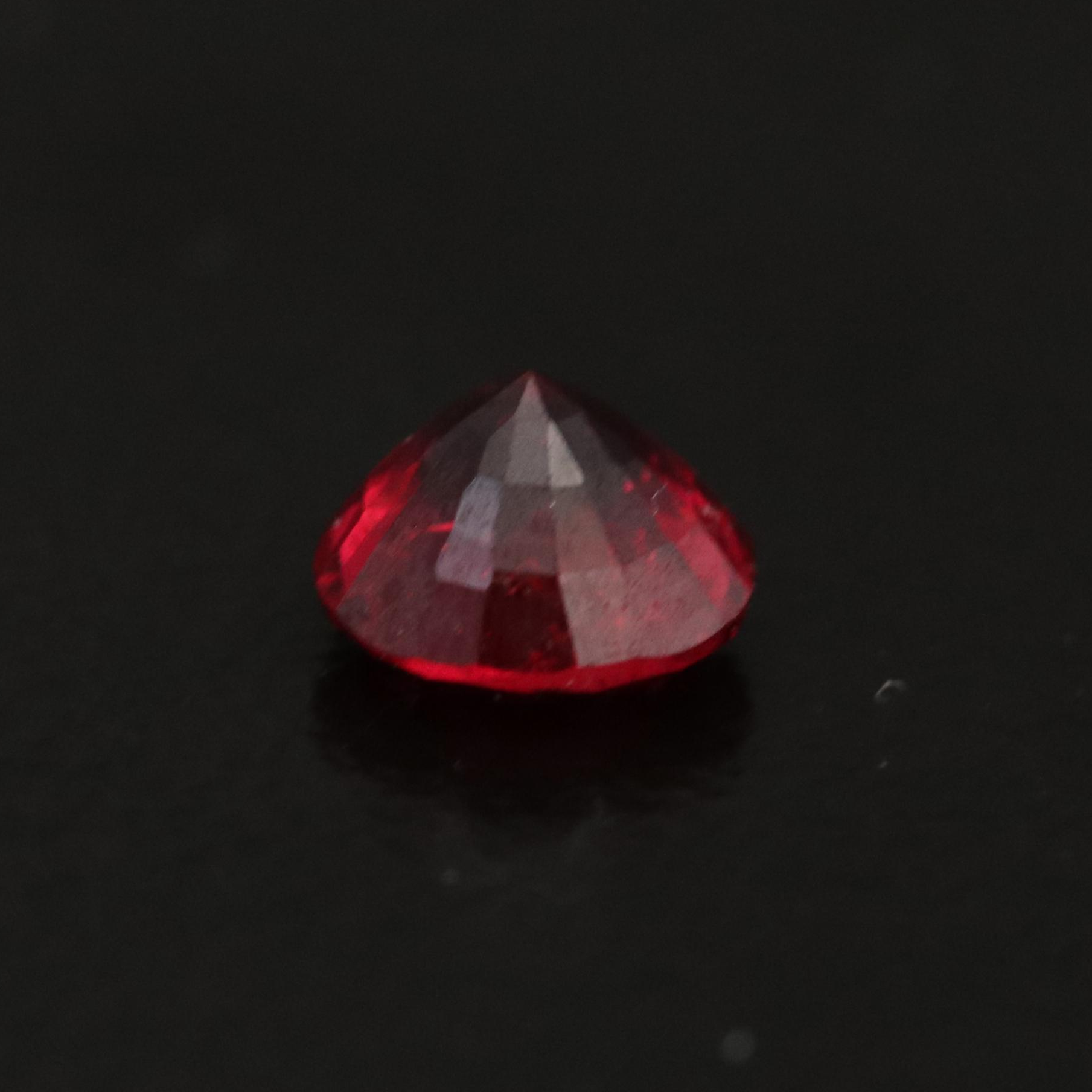 Loose 0.65 CT Spinel