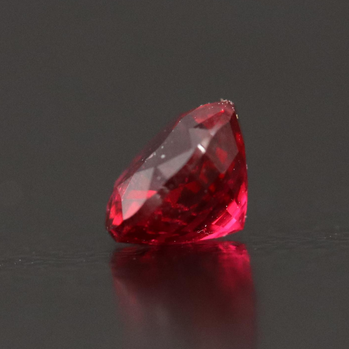 Loose 0.65 CT Spinel