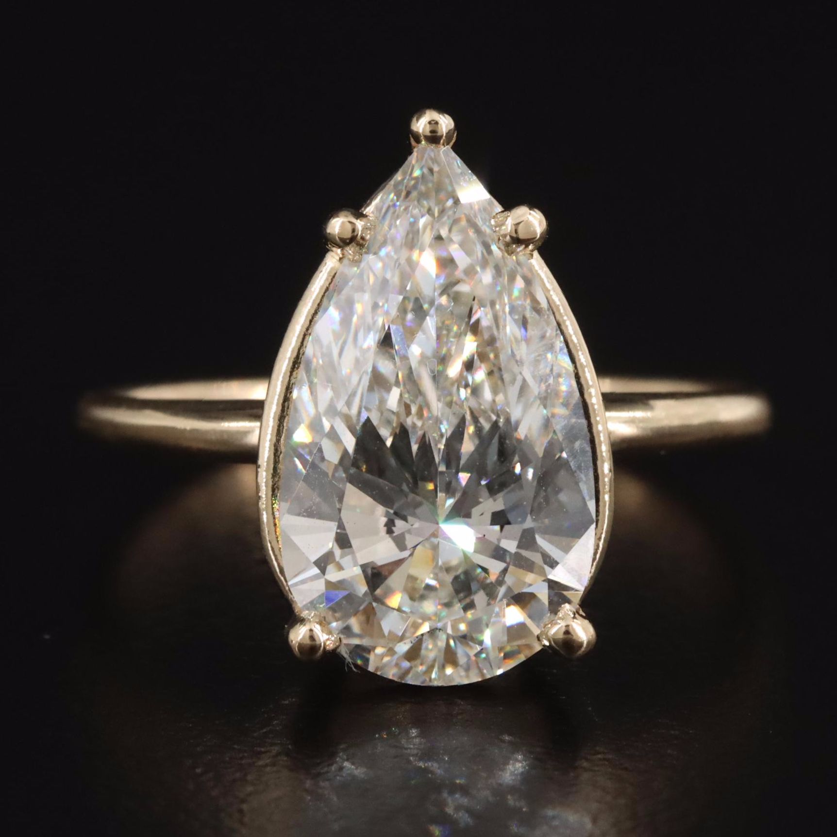 14K 4.02 CT Lab Grown Diamond Solitaire Ring with IGI Report