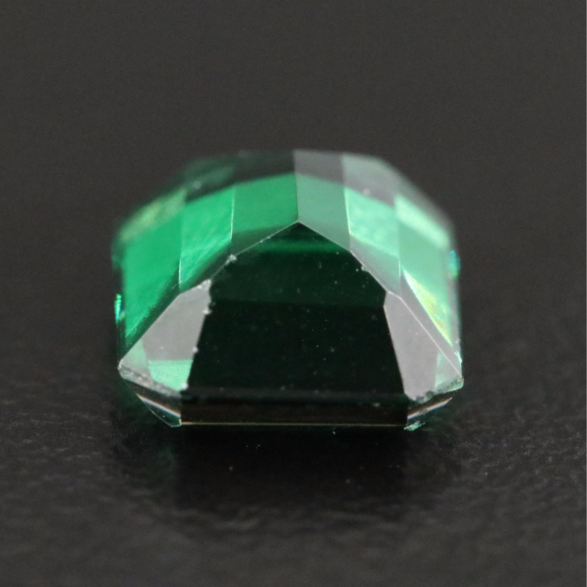 Loose Lab Grown Spinel Triplet