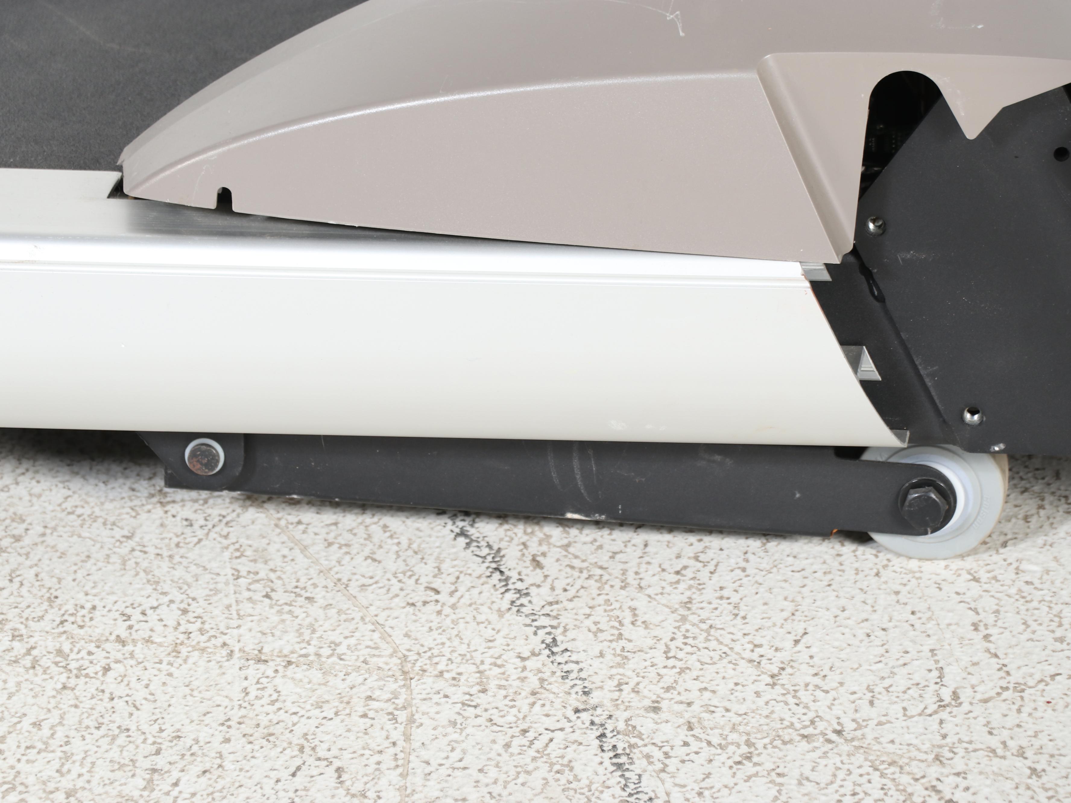 Precor USA 9.35 Treadmill