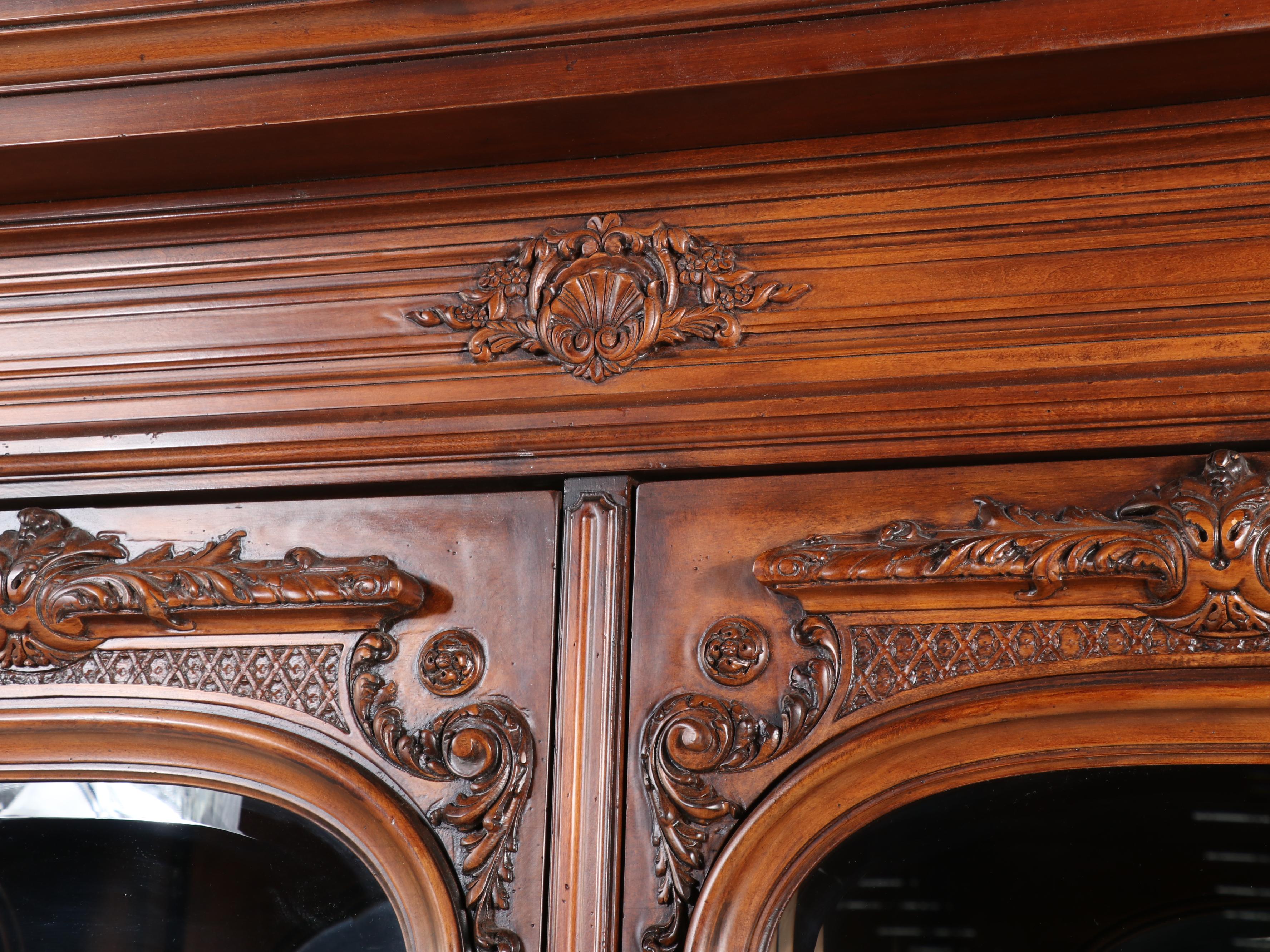 Henredon Renaissance Revival Style Cherrywood-Stained Display Cabinet