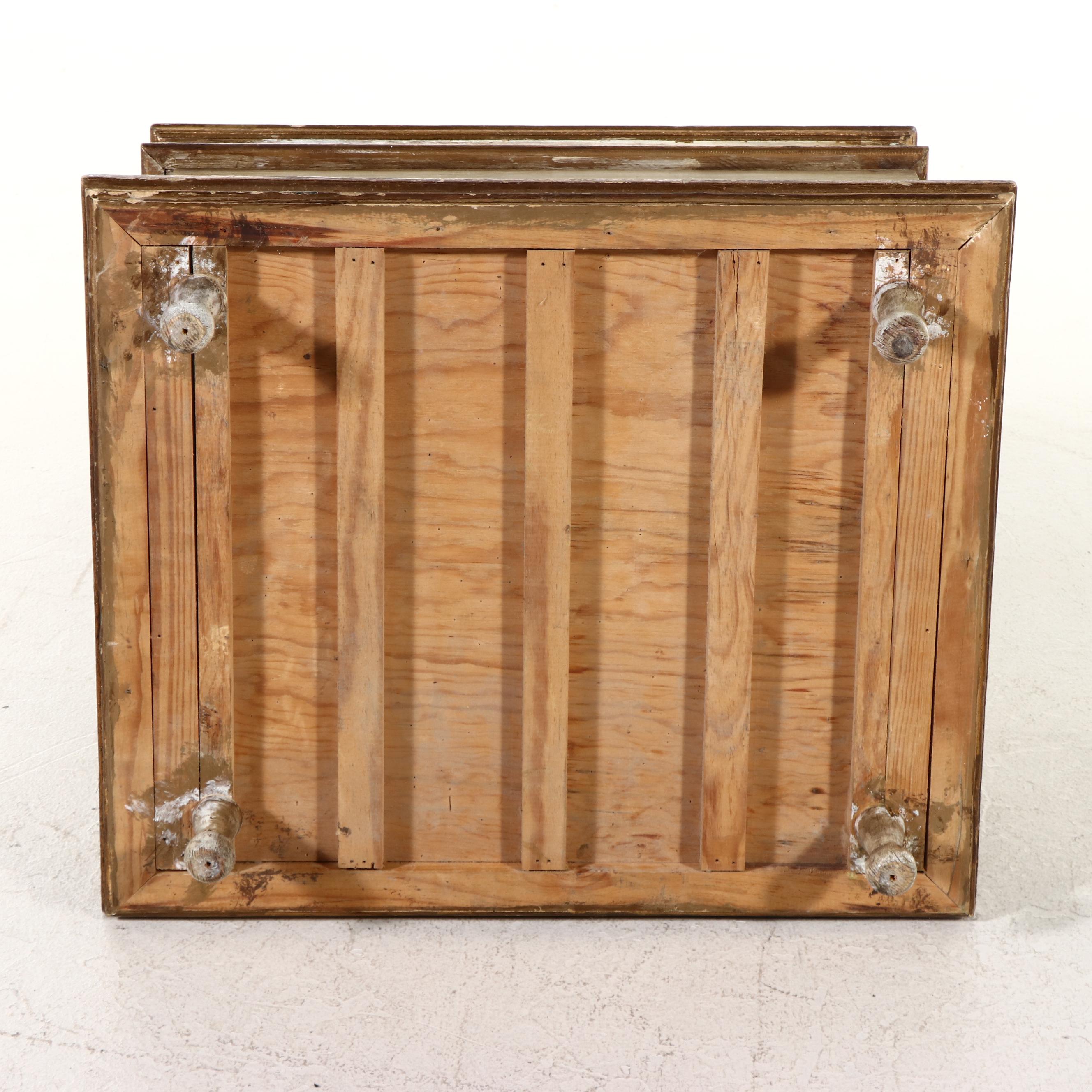 Neoclassical Style Painted and Parcel Gilt Lift-Lid Chest