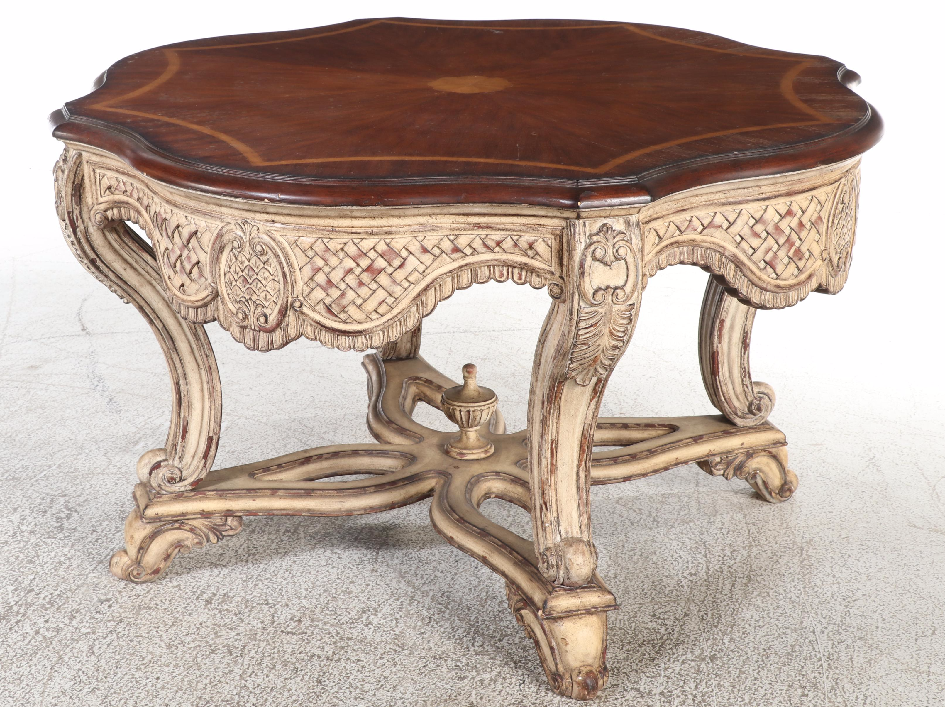 Régence Style Hardwood-Veneered and Cream-Painted Dining Table